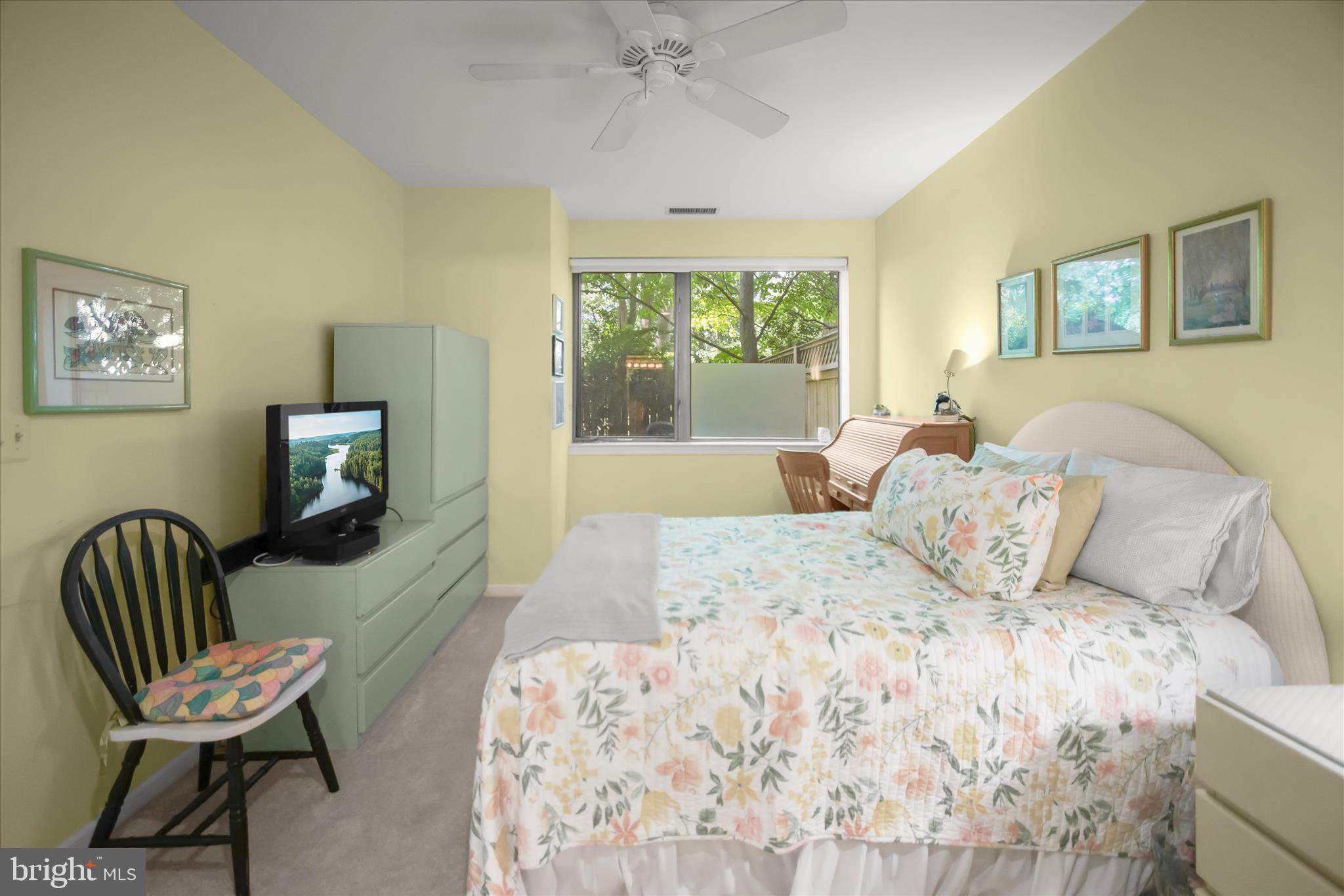WHITLEY PARK CONDOMINIUM - Residential