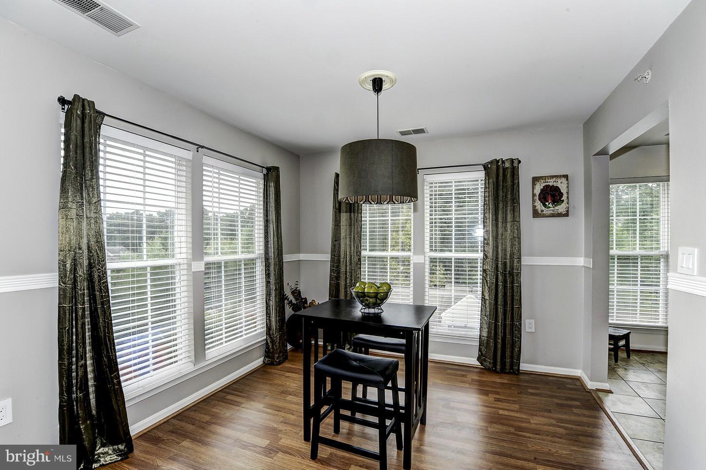 RUSSETT - Residential