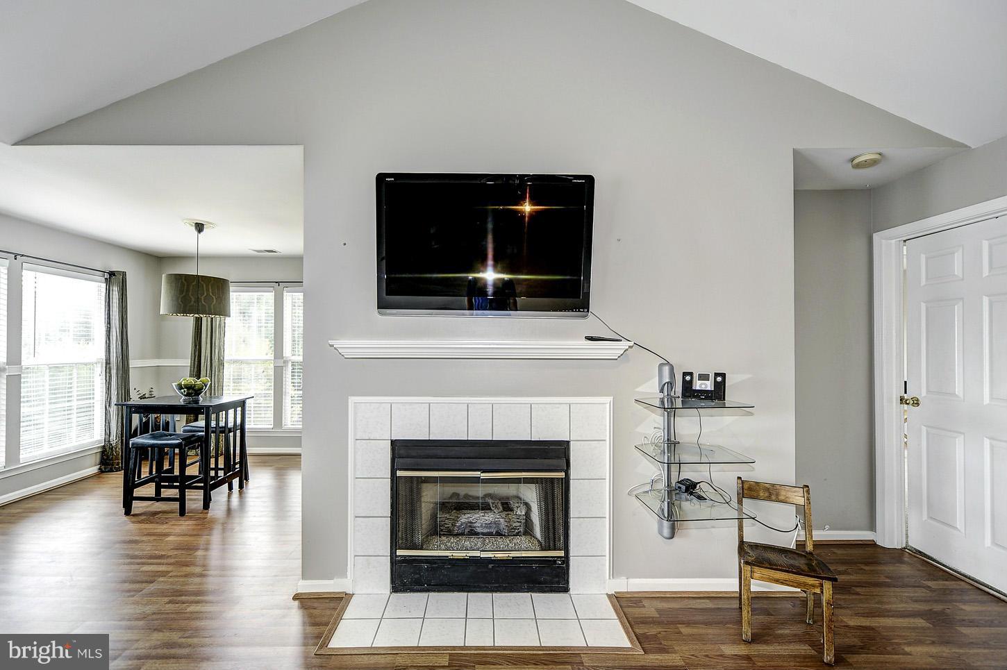 RUSSETT - Residential