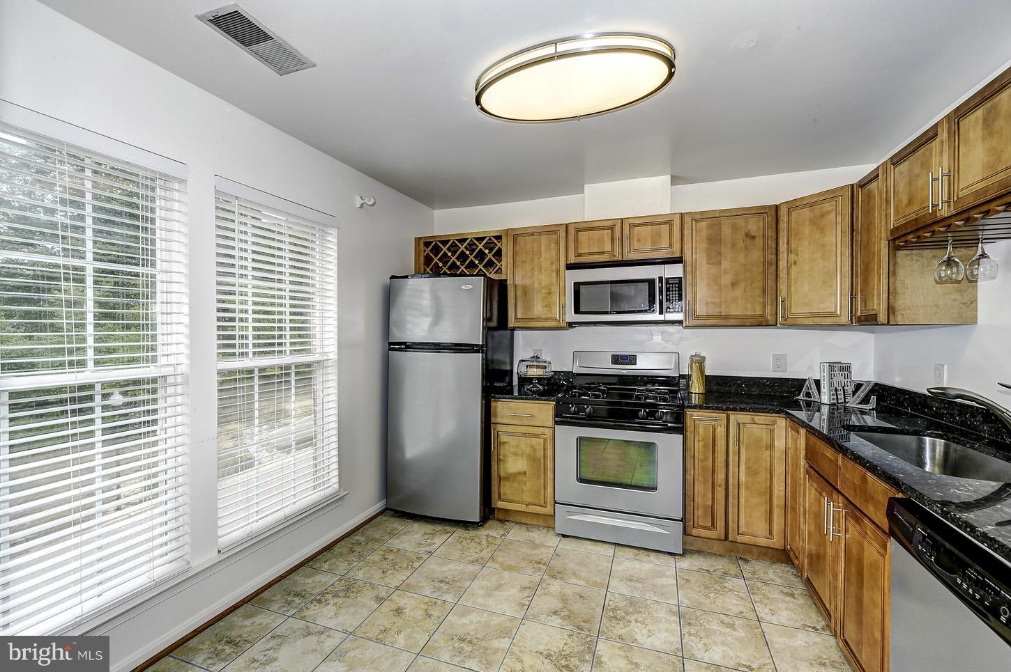 RUSSETT - Residential