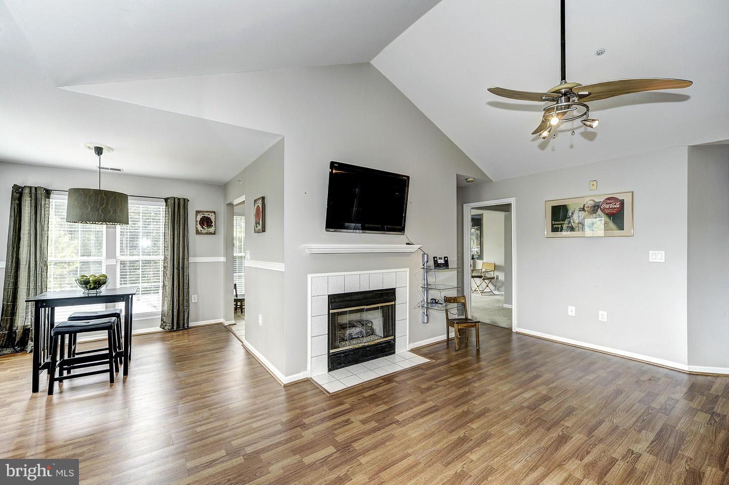 RUSSETT - Residential