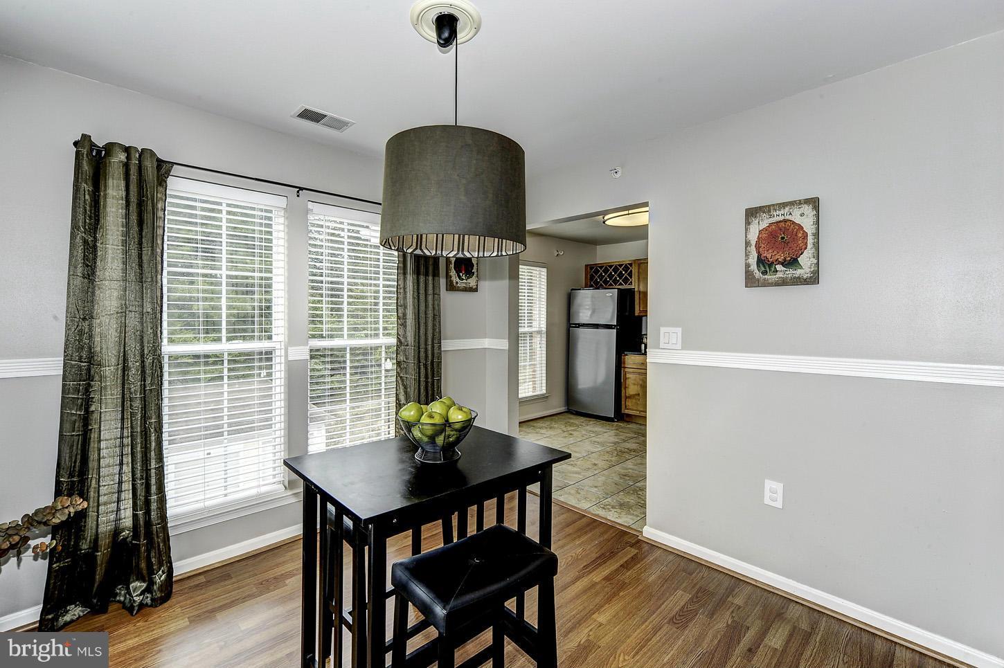 RUSSETT - Residential