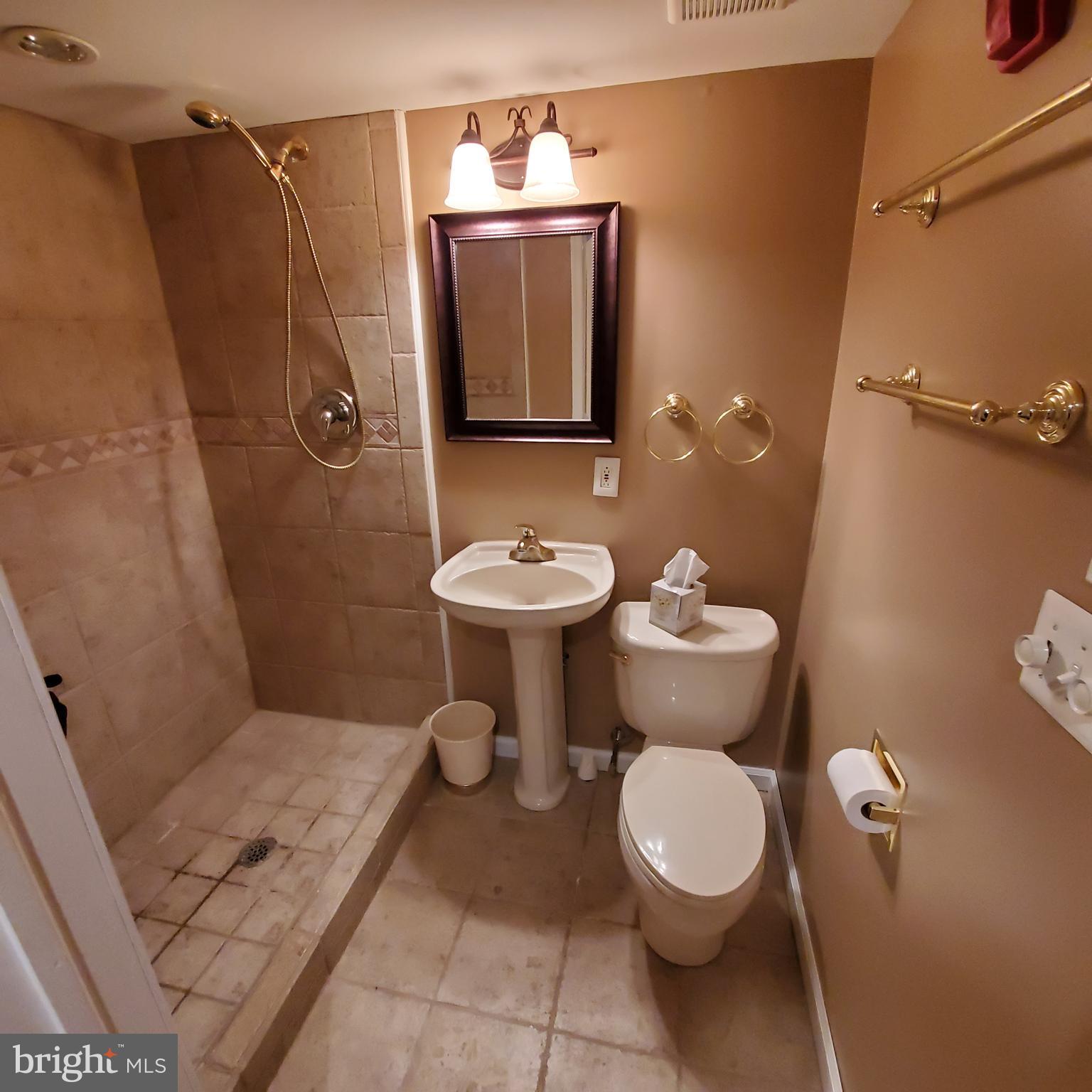 HADDINGTON - Commercial Lease