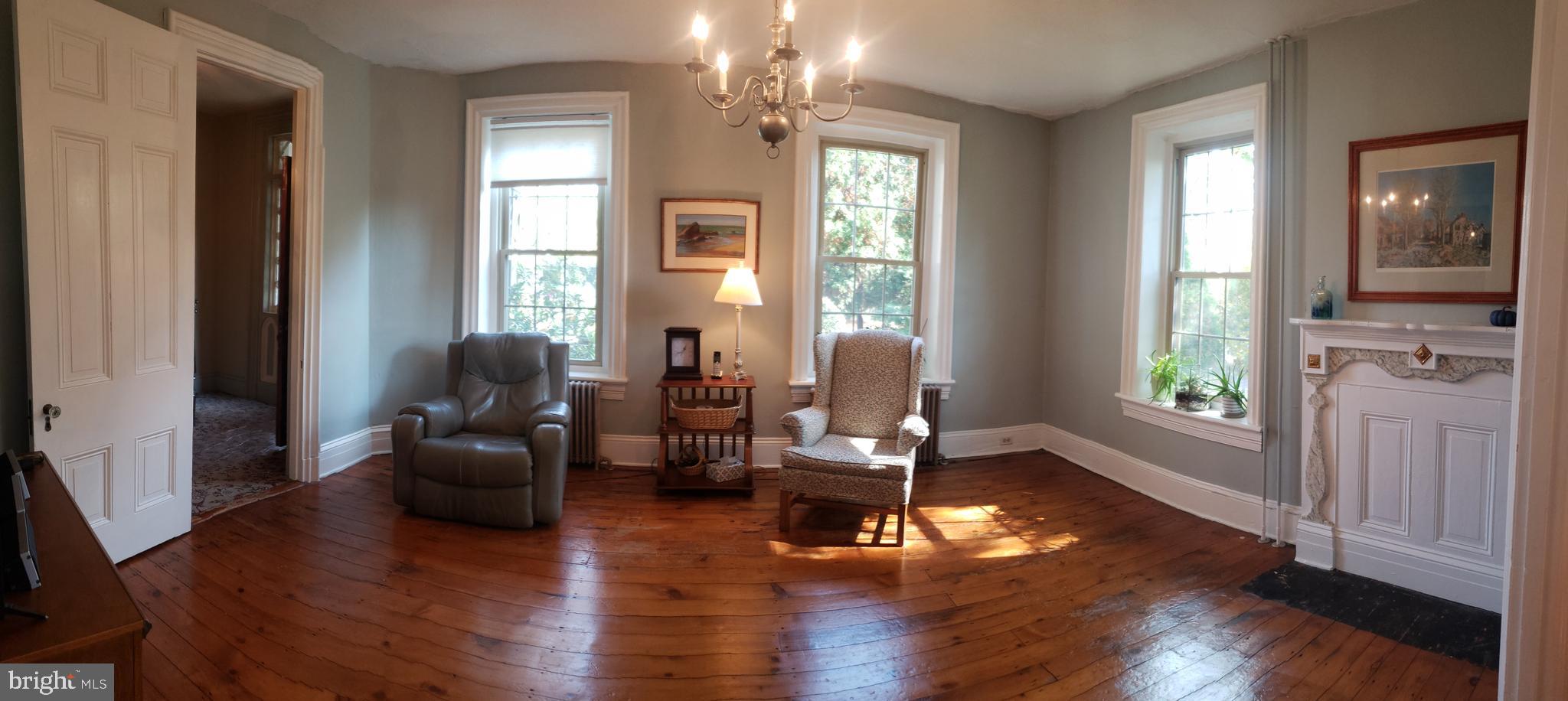 APPLEBACHSVILLE - Residential