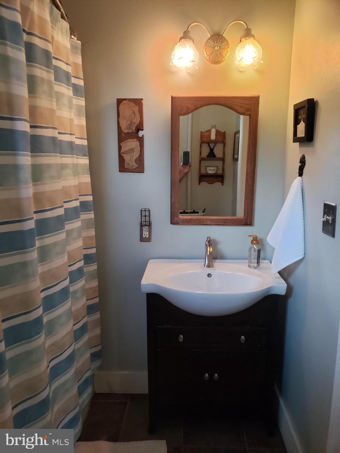 APPLEBACHSVILLE - Residential