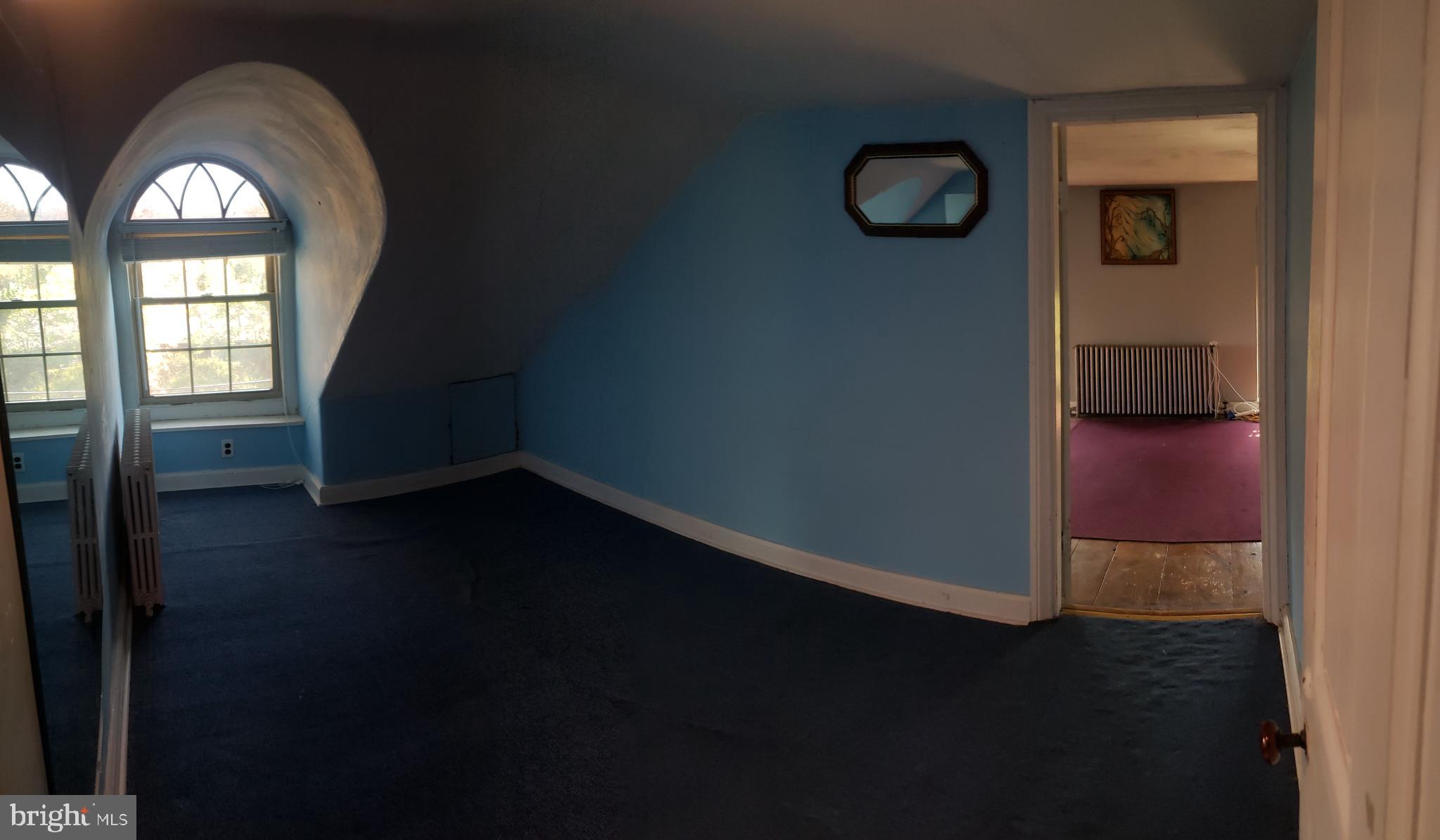 APPLEBACHSVILLE - Residential