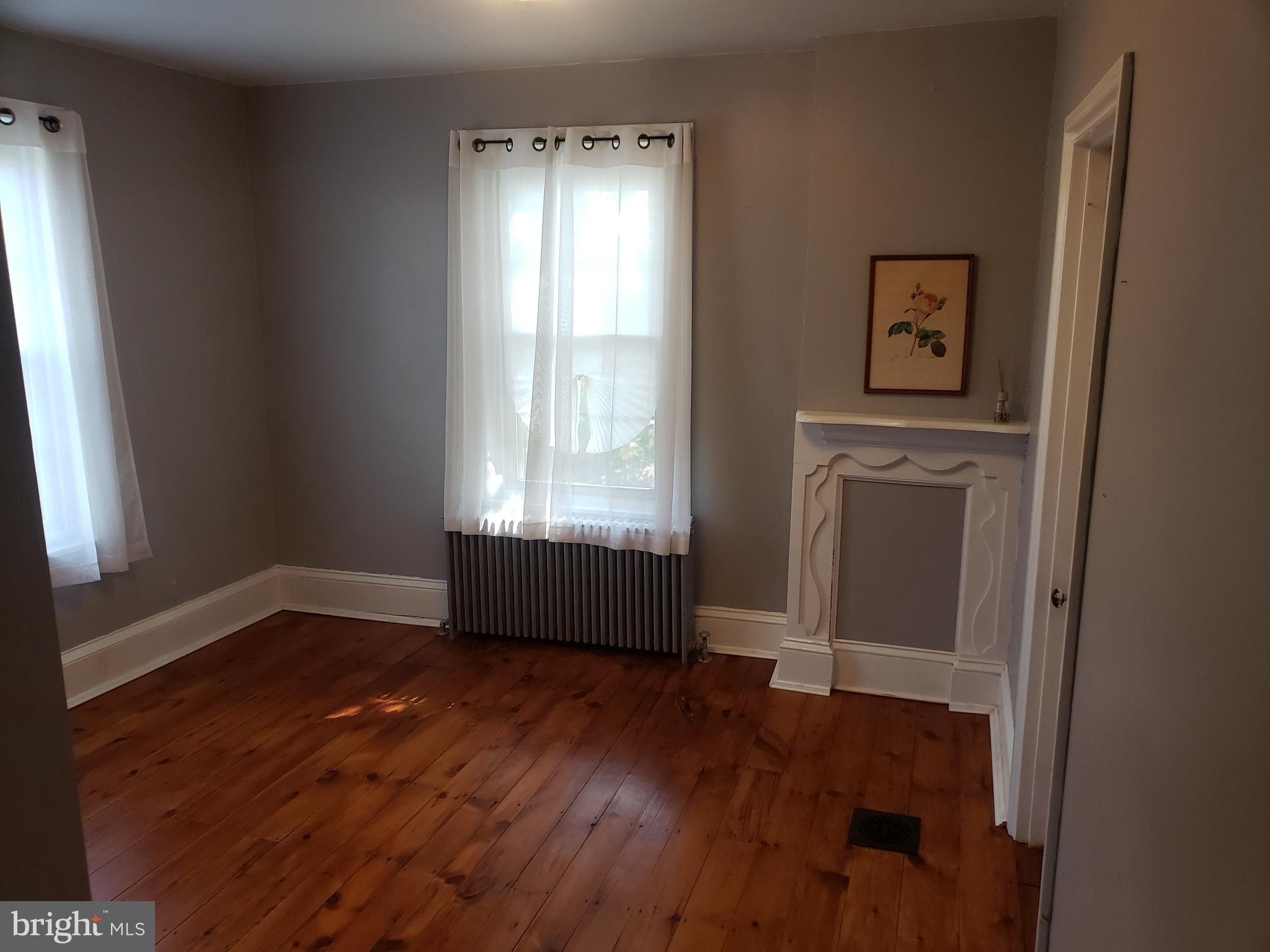 APPLEBACHSVILLE - Residential