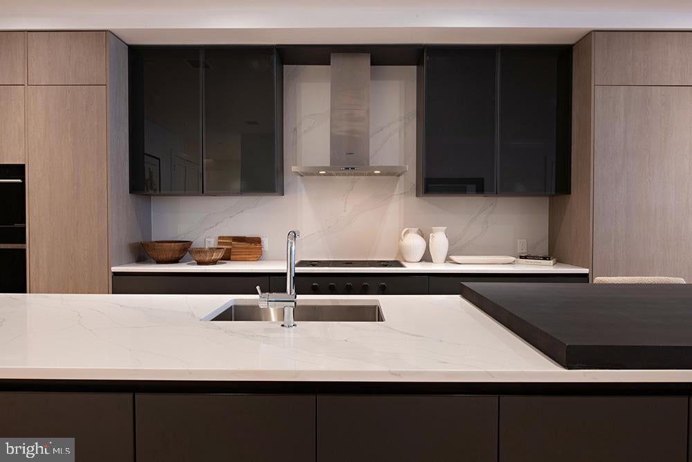 124 N 2ND STREET 4