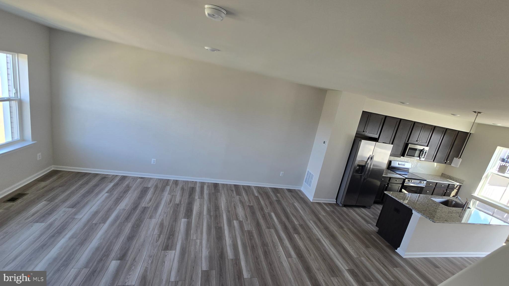 RED CLOVER MEADOWS - Residential Lease