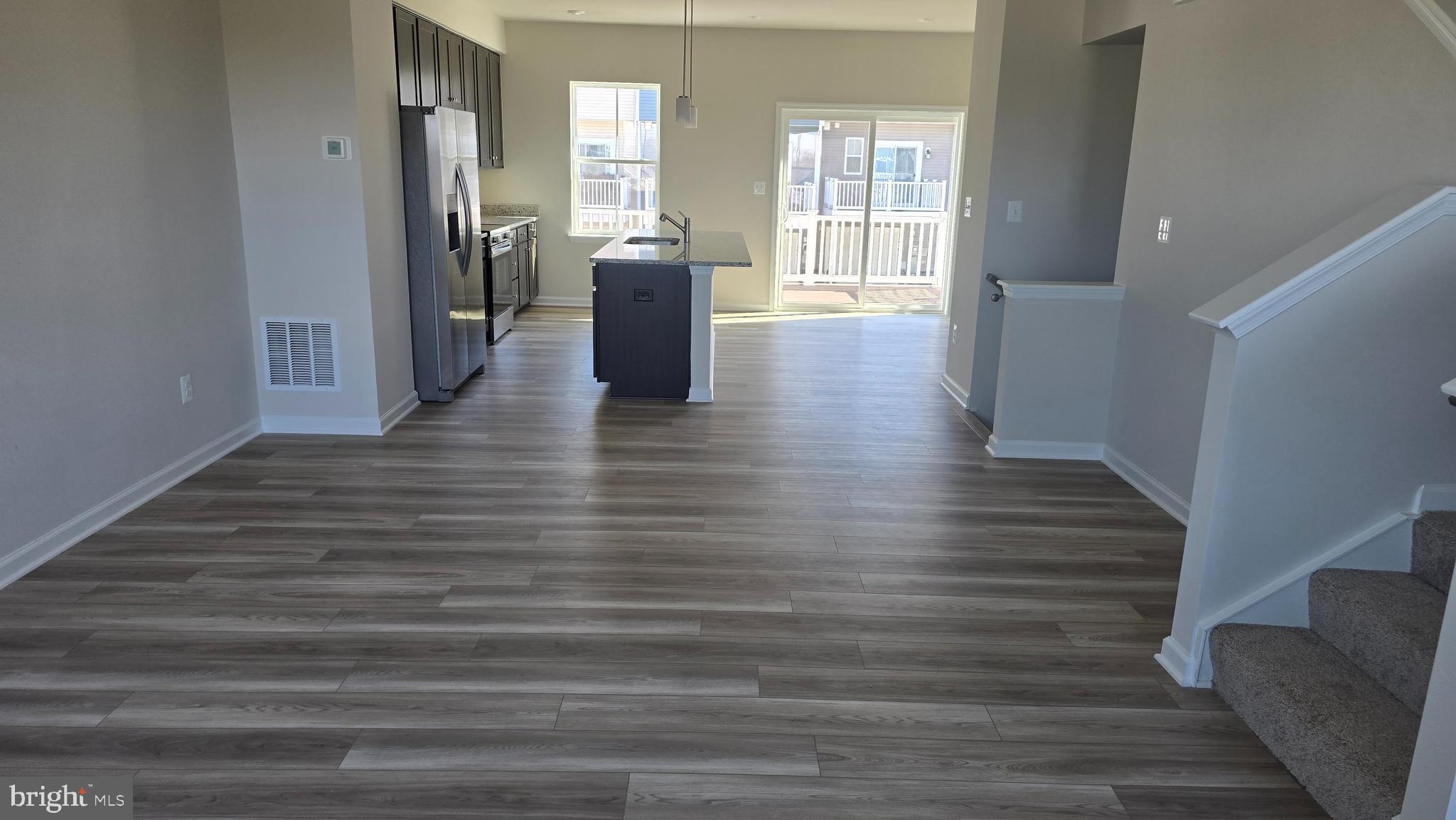 RED CLOVER MEADOWS - Residential Lease