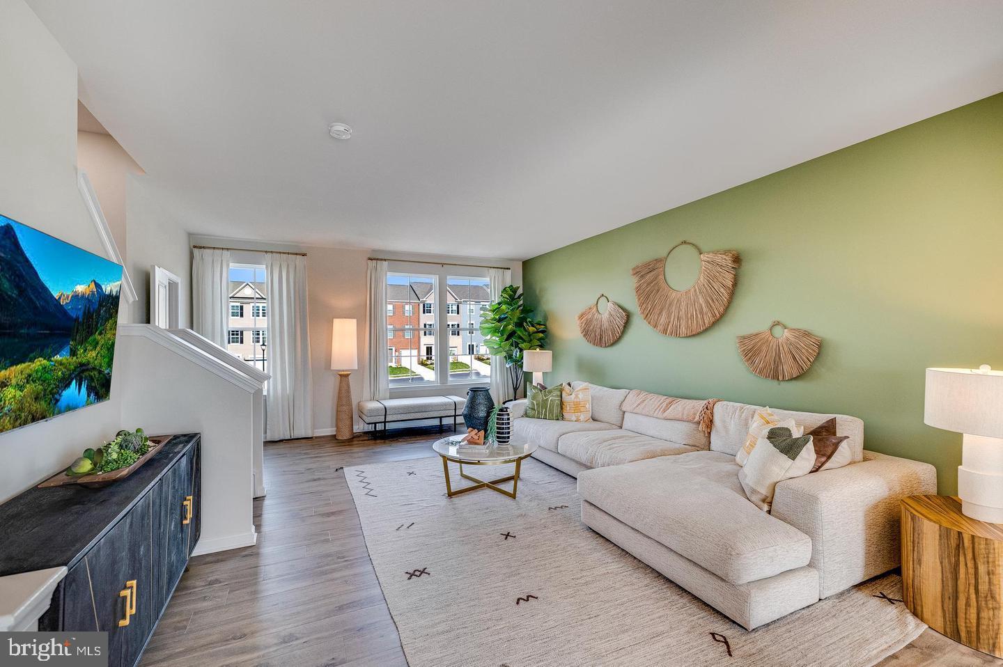 RED CLOVER MEADOWS - Residential Lease