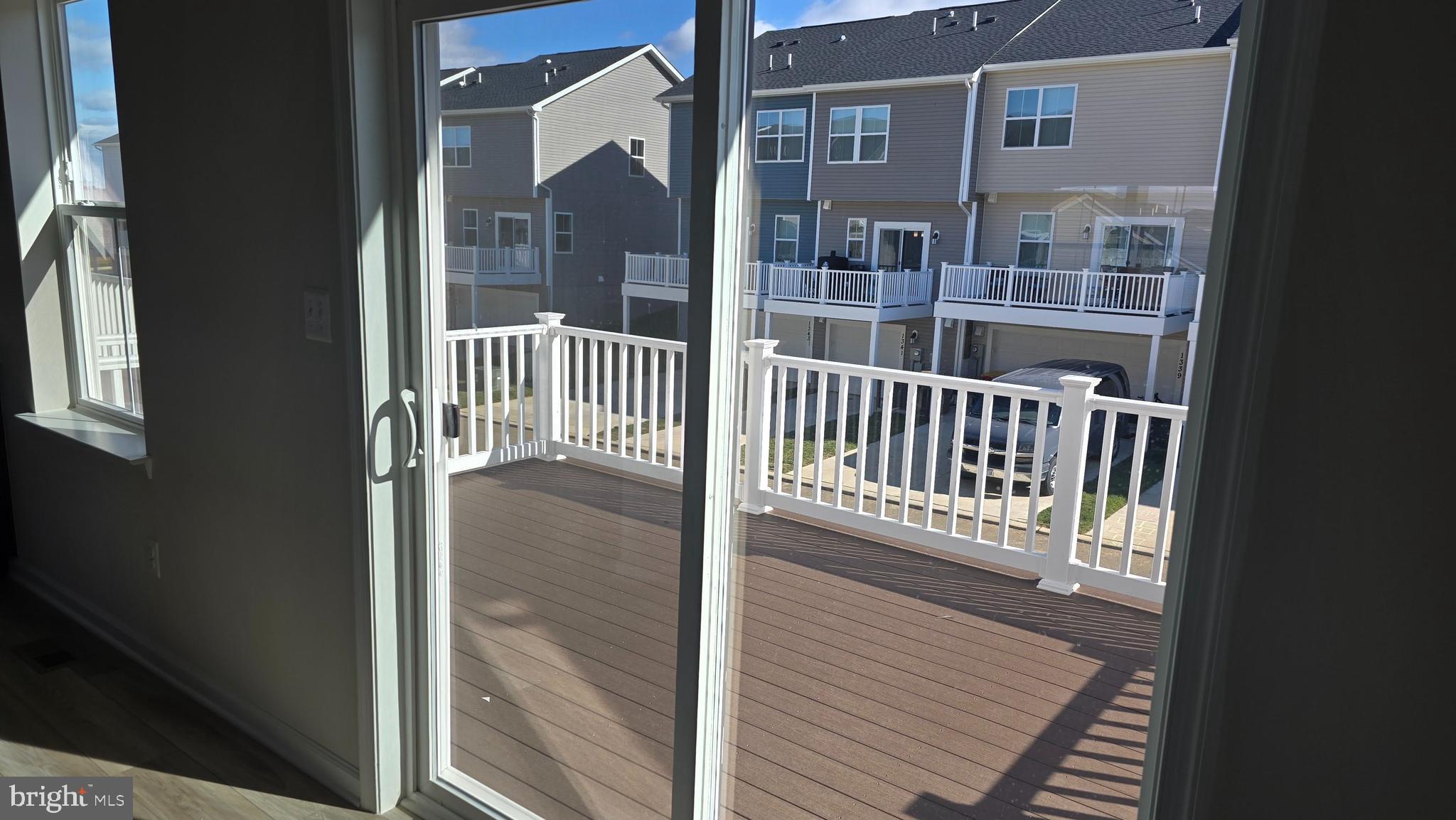 RED CLOVER MEADOWS - Residential Lease