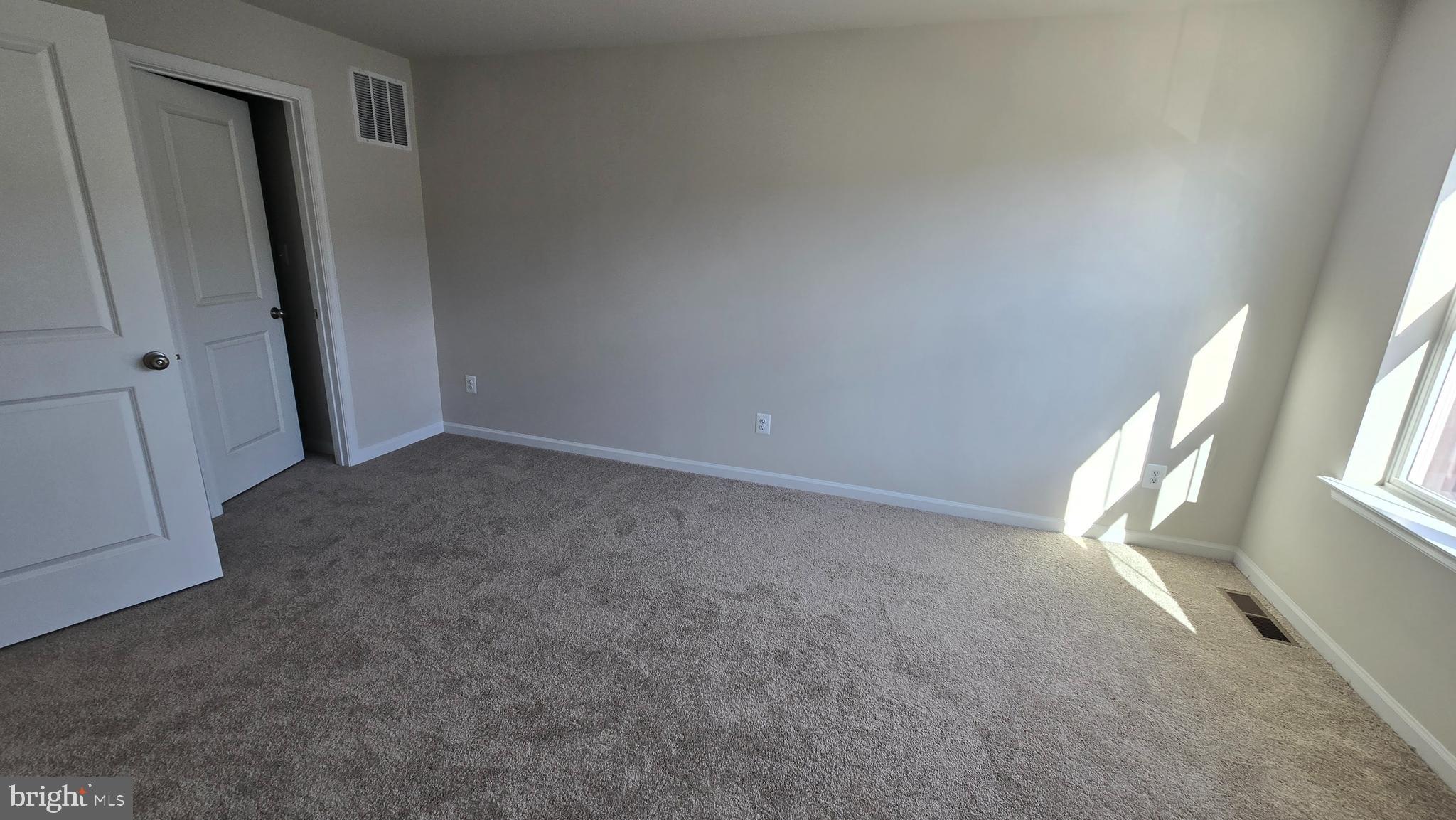 RED CLOVER MEADOWS - Residential Lease