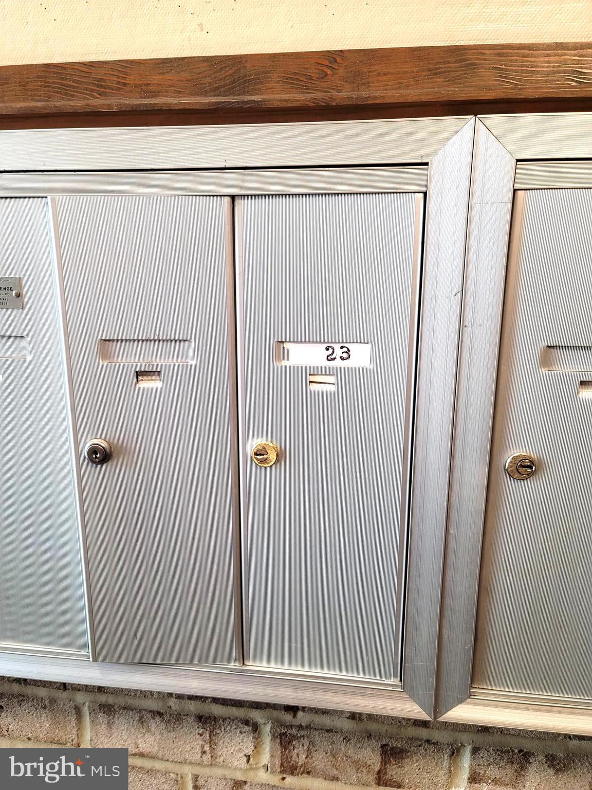 HYDE PARK - Residential