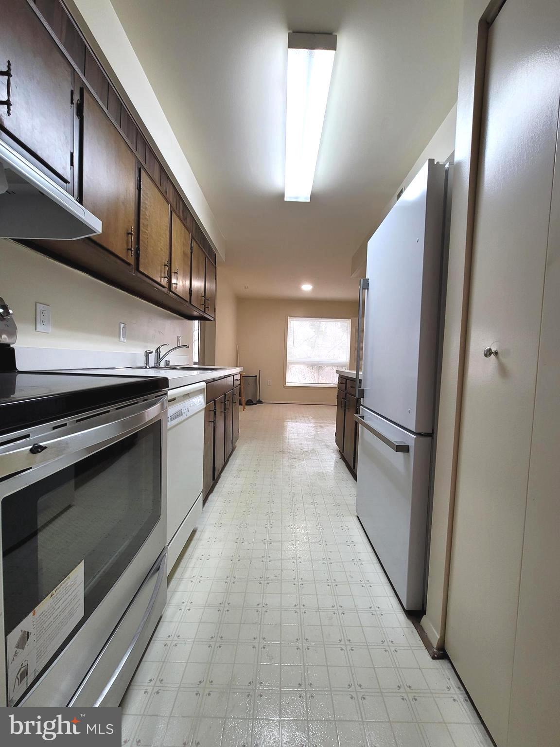 HYDE PARK - Residential