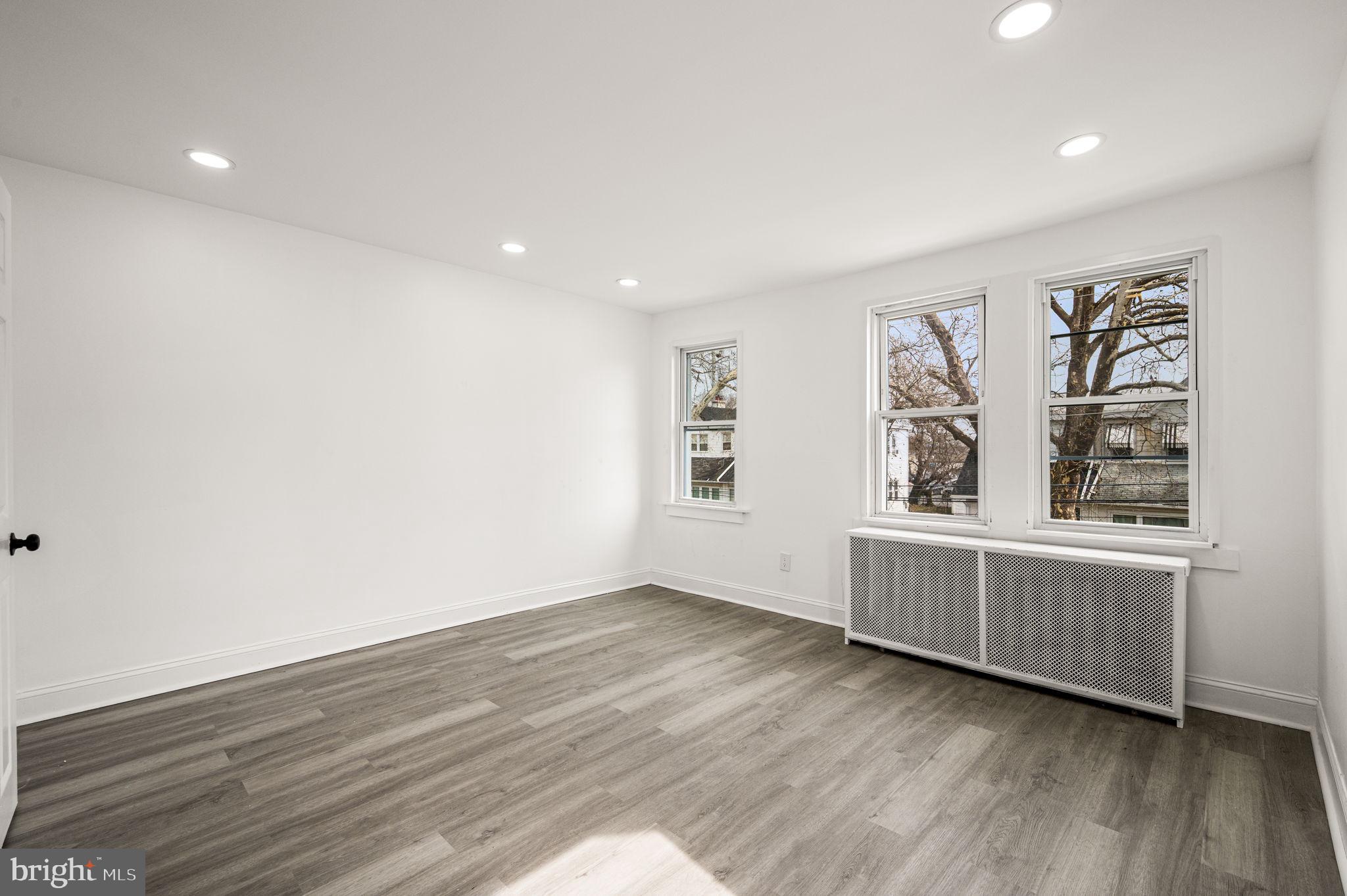 SHARON HILL - Residential