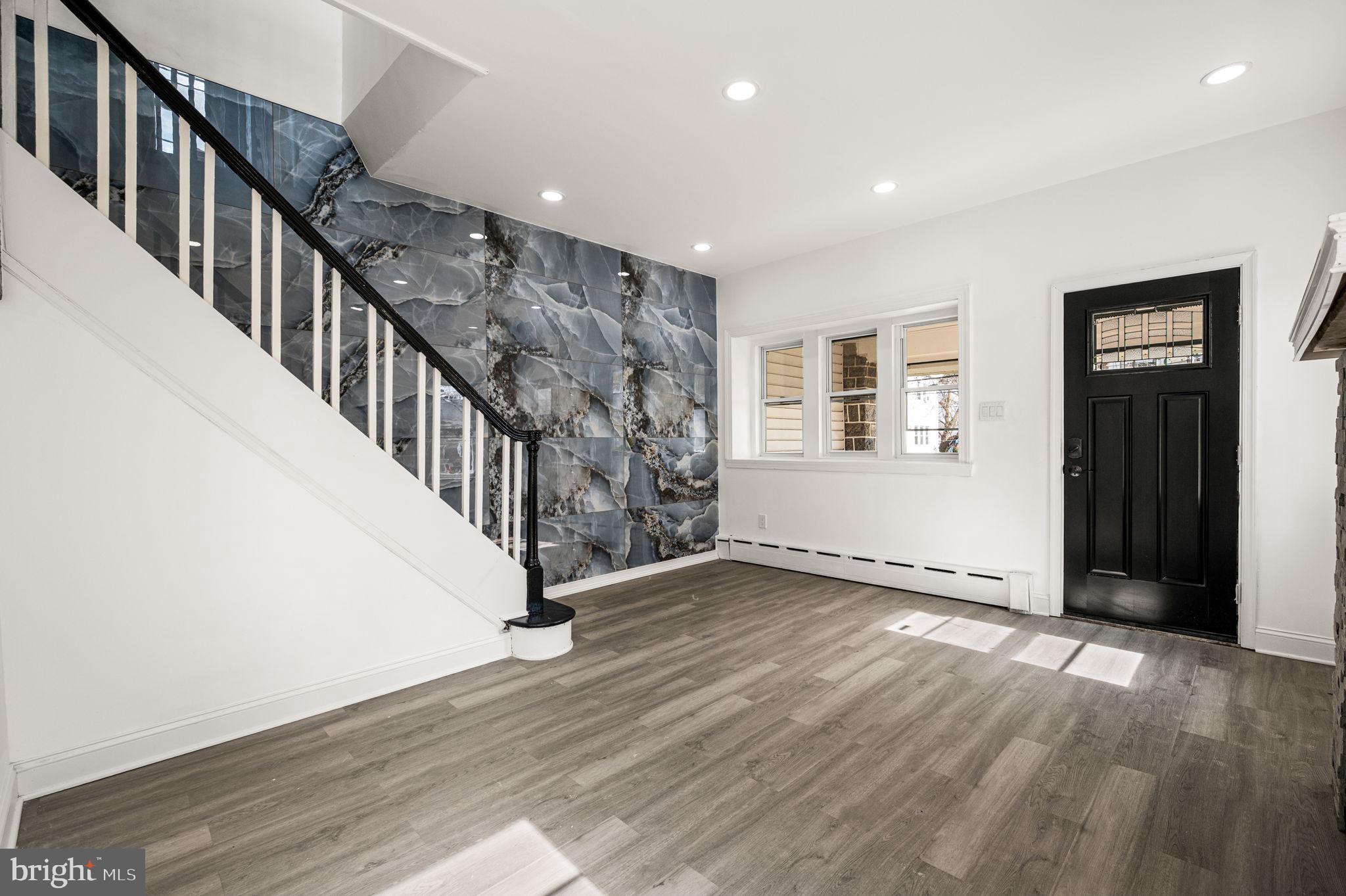 SHARON HILL - Residential