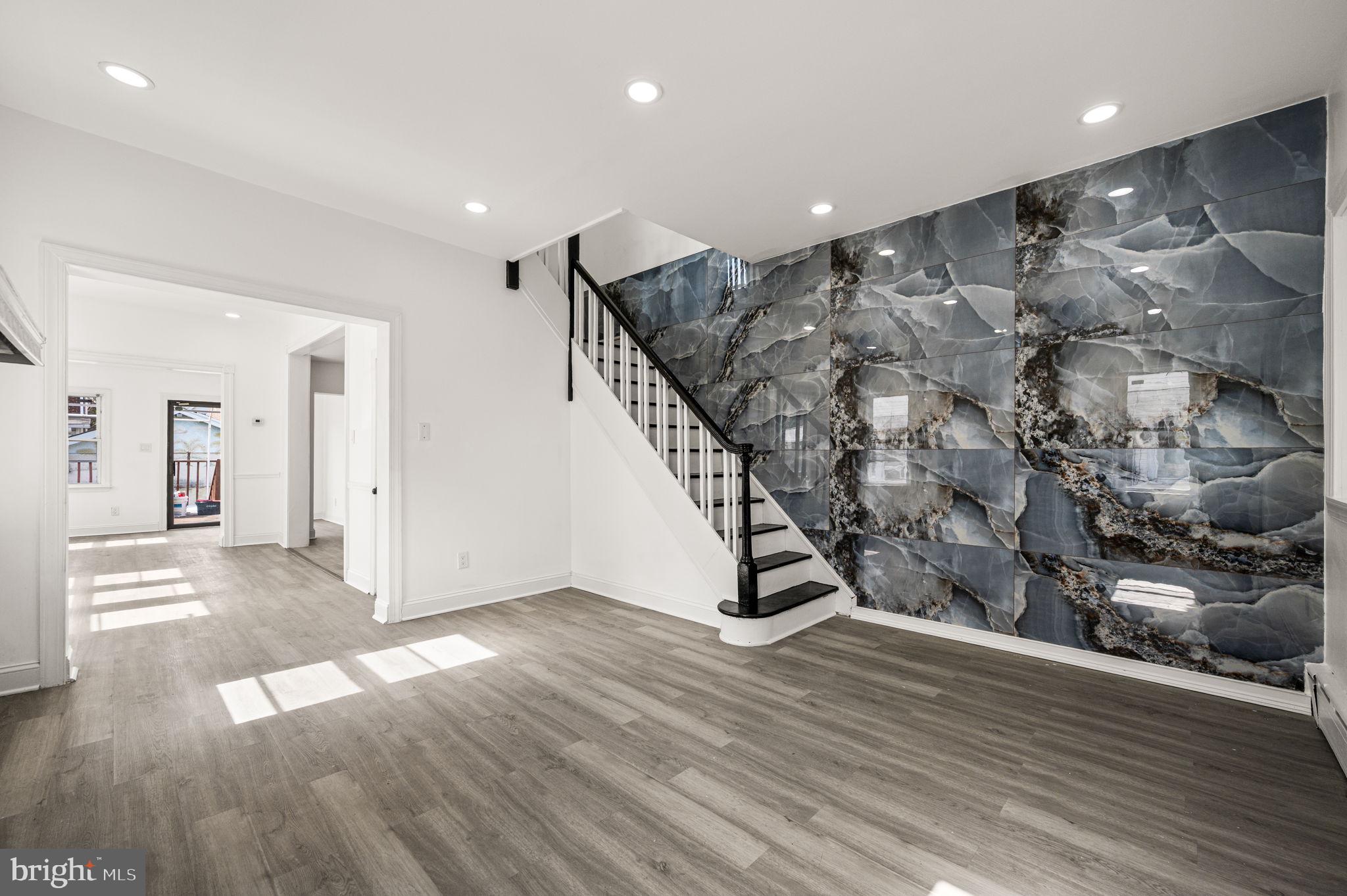 SHARON HILL - Residential