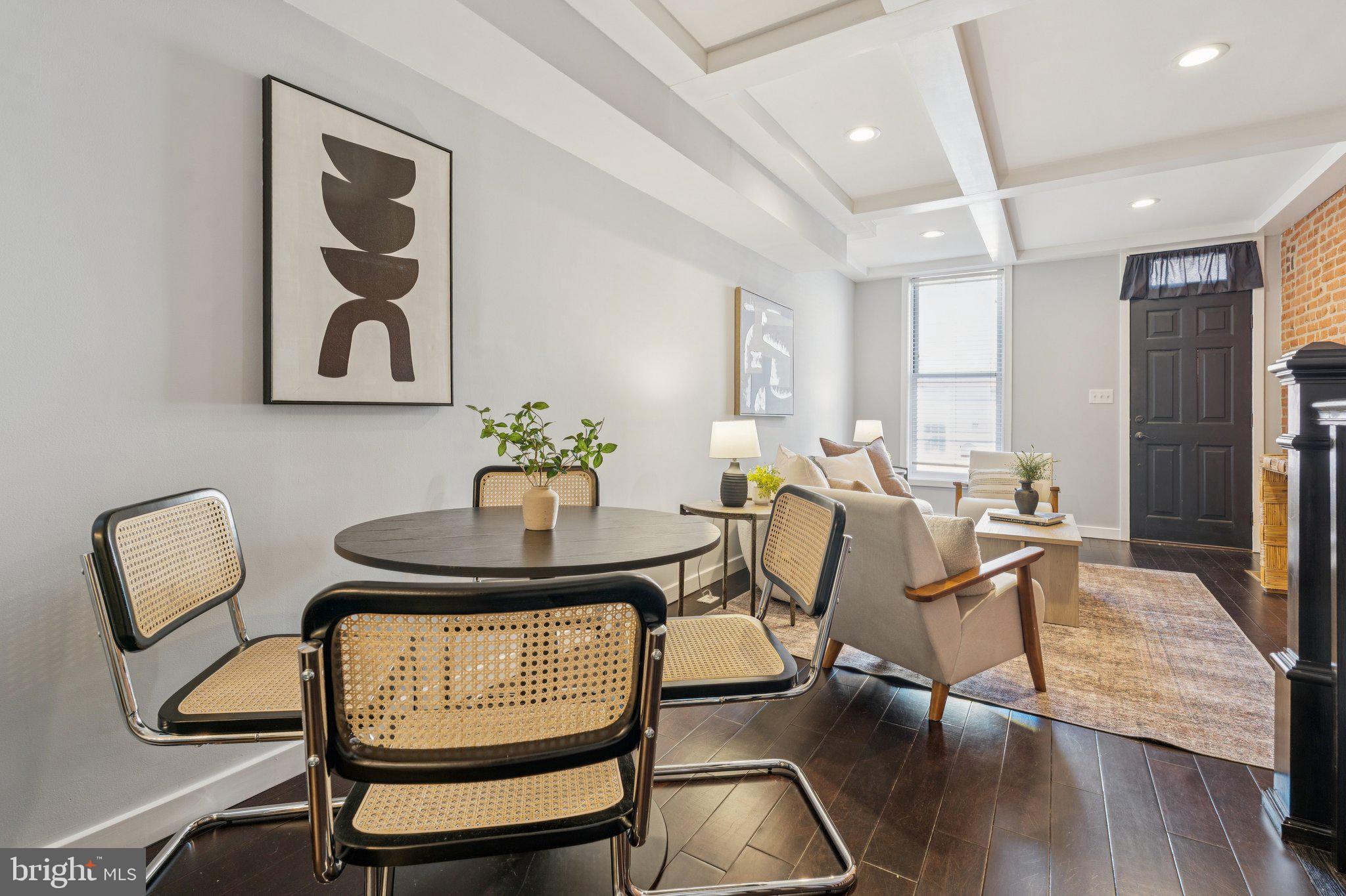 LOCUST POINT - Residential