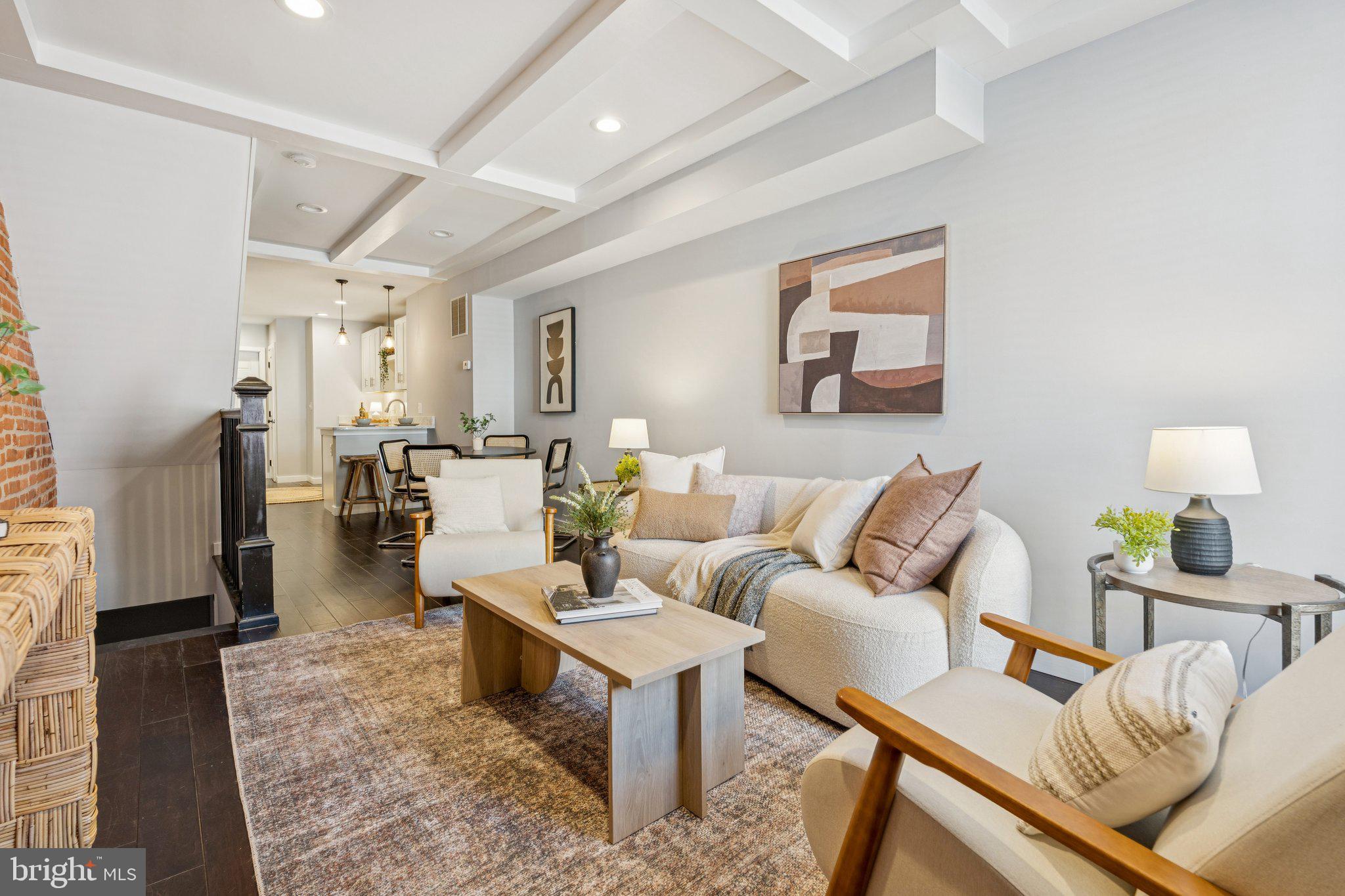 LOCUST POINT - Residential