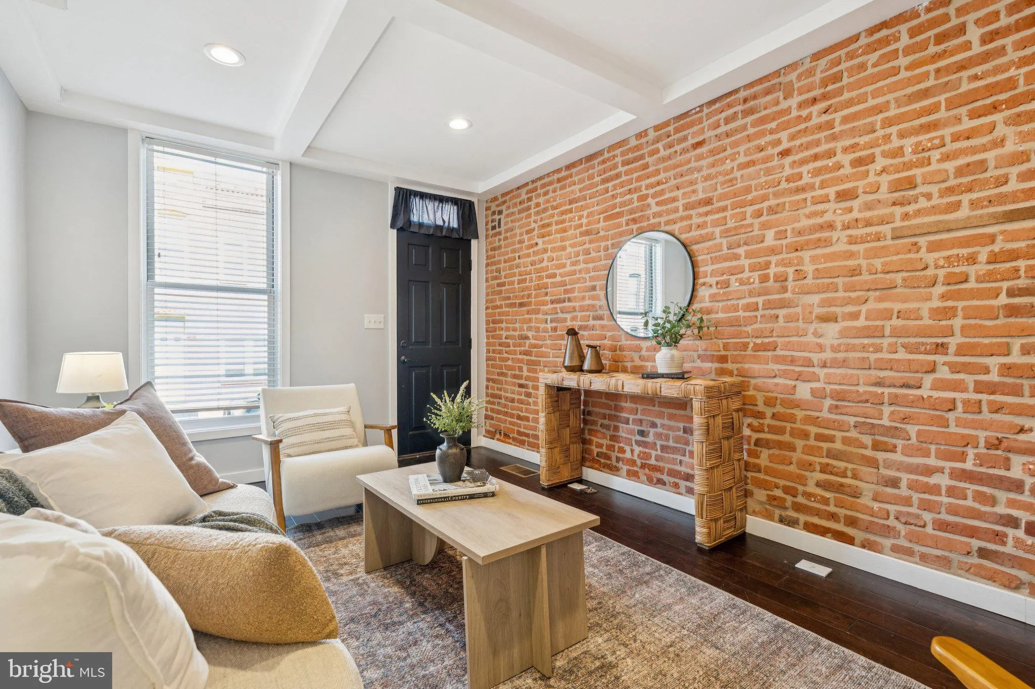 Baltimore, Maryland 21230, United States, 2 Bedrooms Bedrooms, ,3 BathroomsBathrooms,Residential,Pending,198996