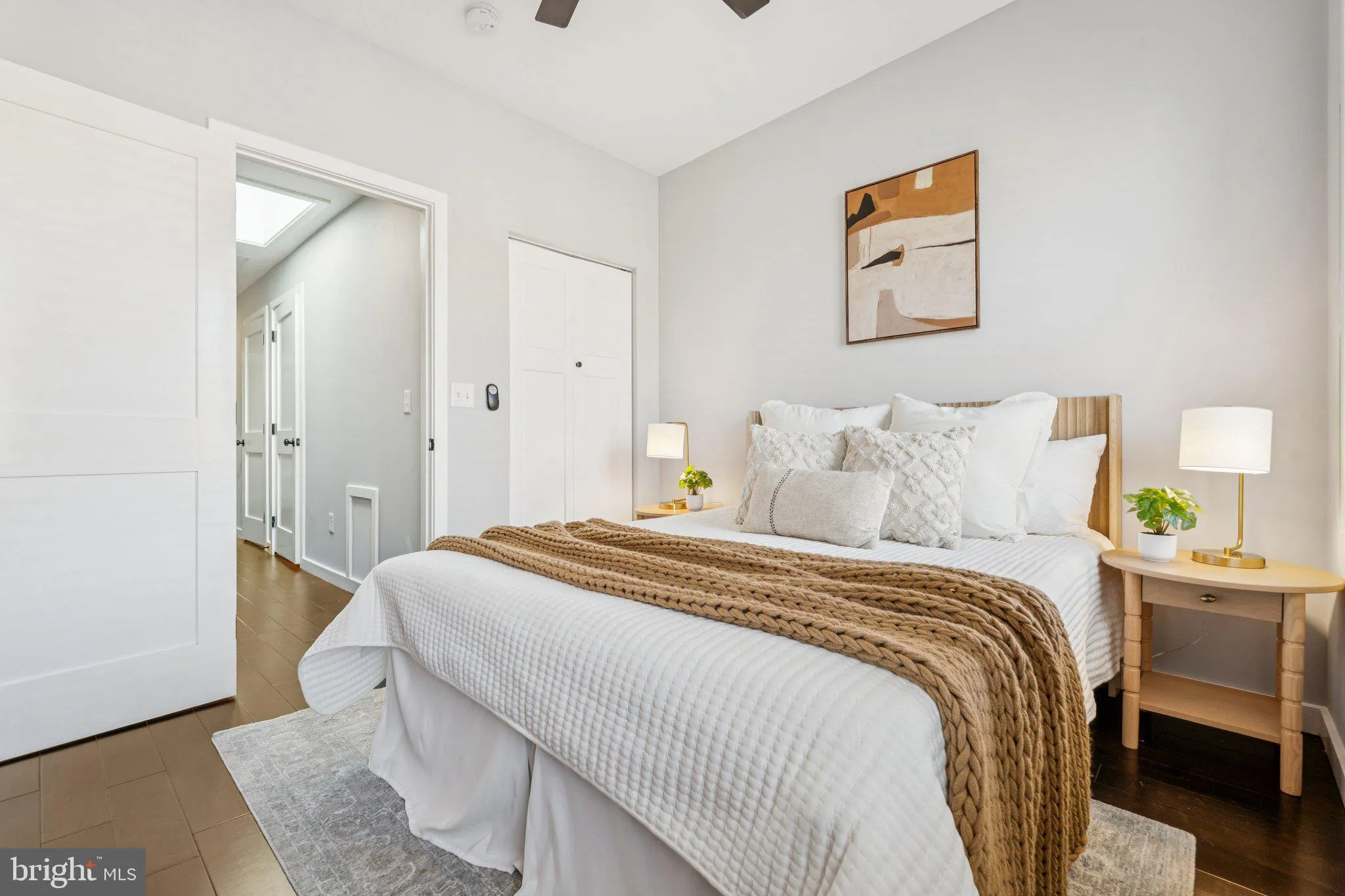 Baltimore, Maryland 21230, United States, 2 Bedrooms Bedrooms, ,3 BathroomsBathrooms,Residential,Pending,198996