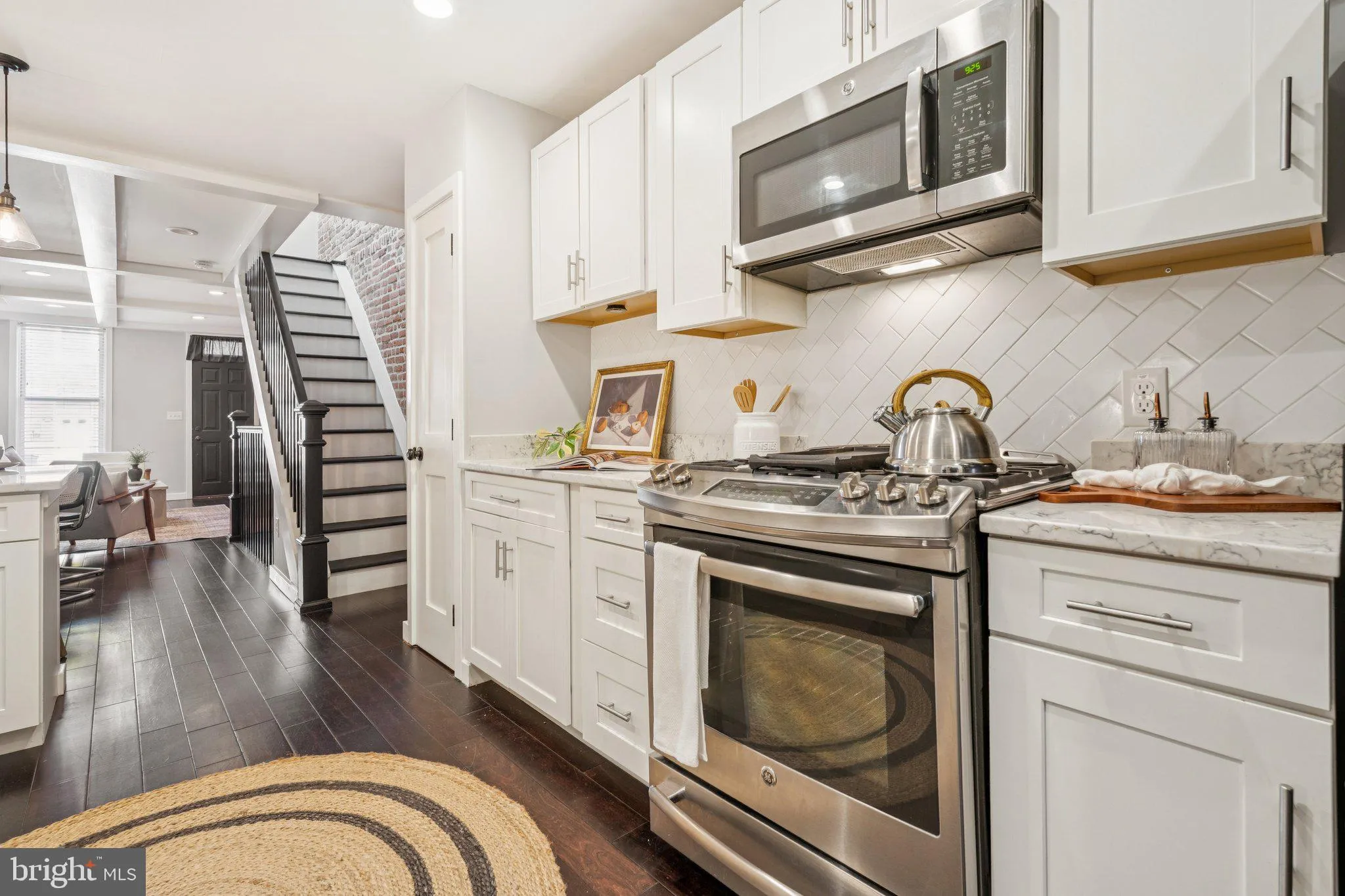 Baltimore, Maryland 21230, United States, 2 Bedrooms Bedrooms, ,3 BathroomsBathrooms,Residential,Pending,198996