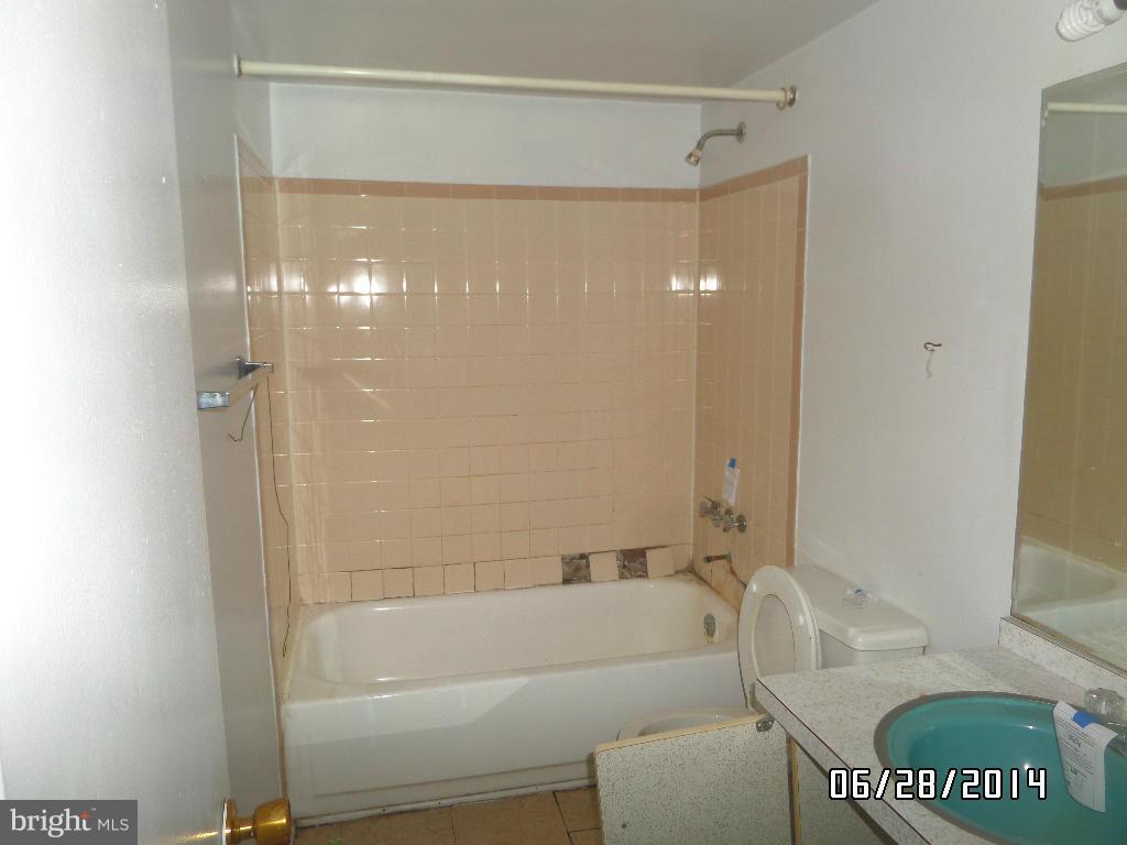 ROCKDALE TERRACE - Residential