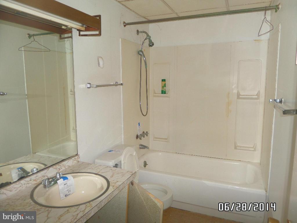 ROCKDALE TERRACE - Residential