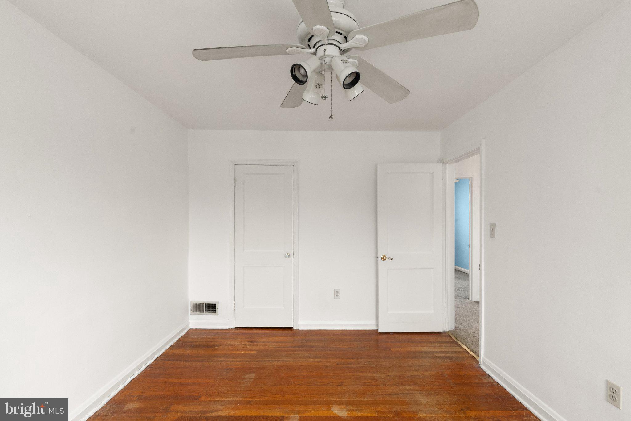 EASTWOOD - Residential