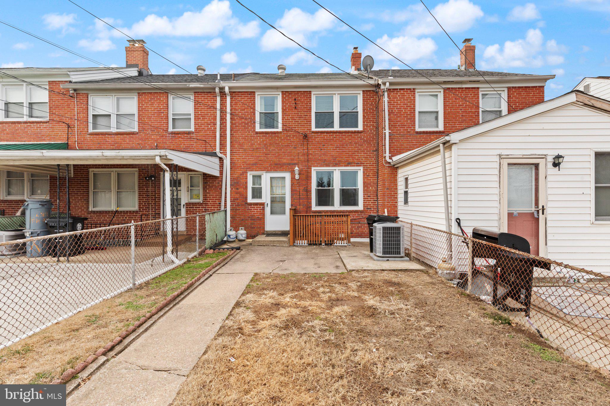 EASTWOOD - Residential