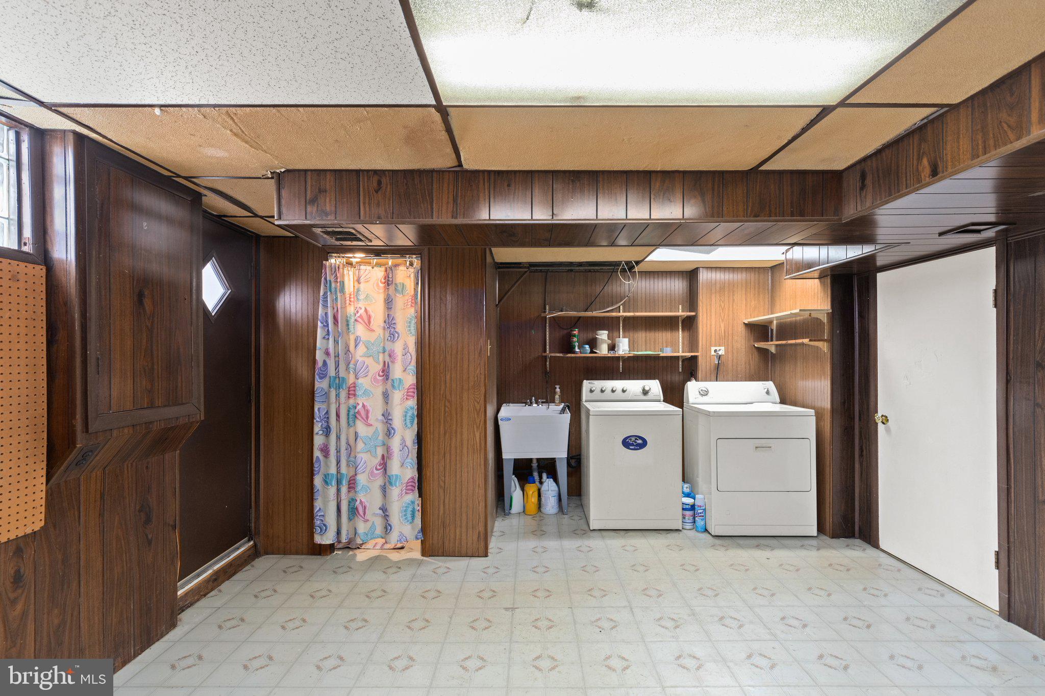 EASTWOOD - Residential