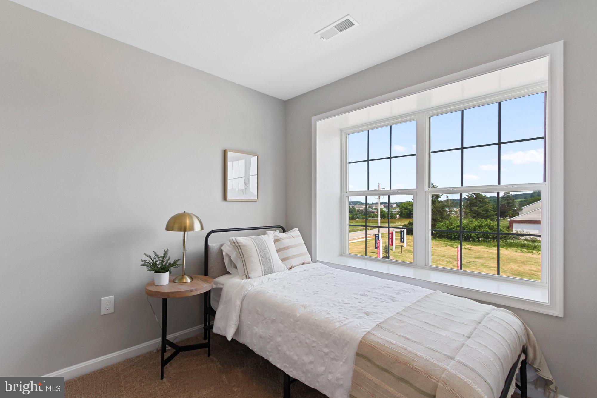 HUDSON RIDGE - Residential