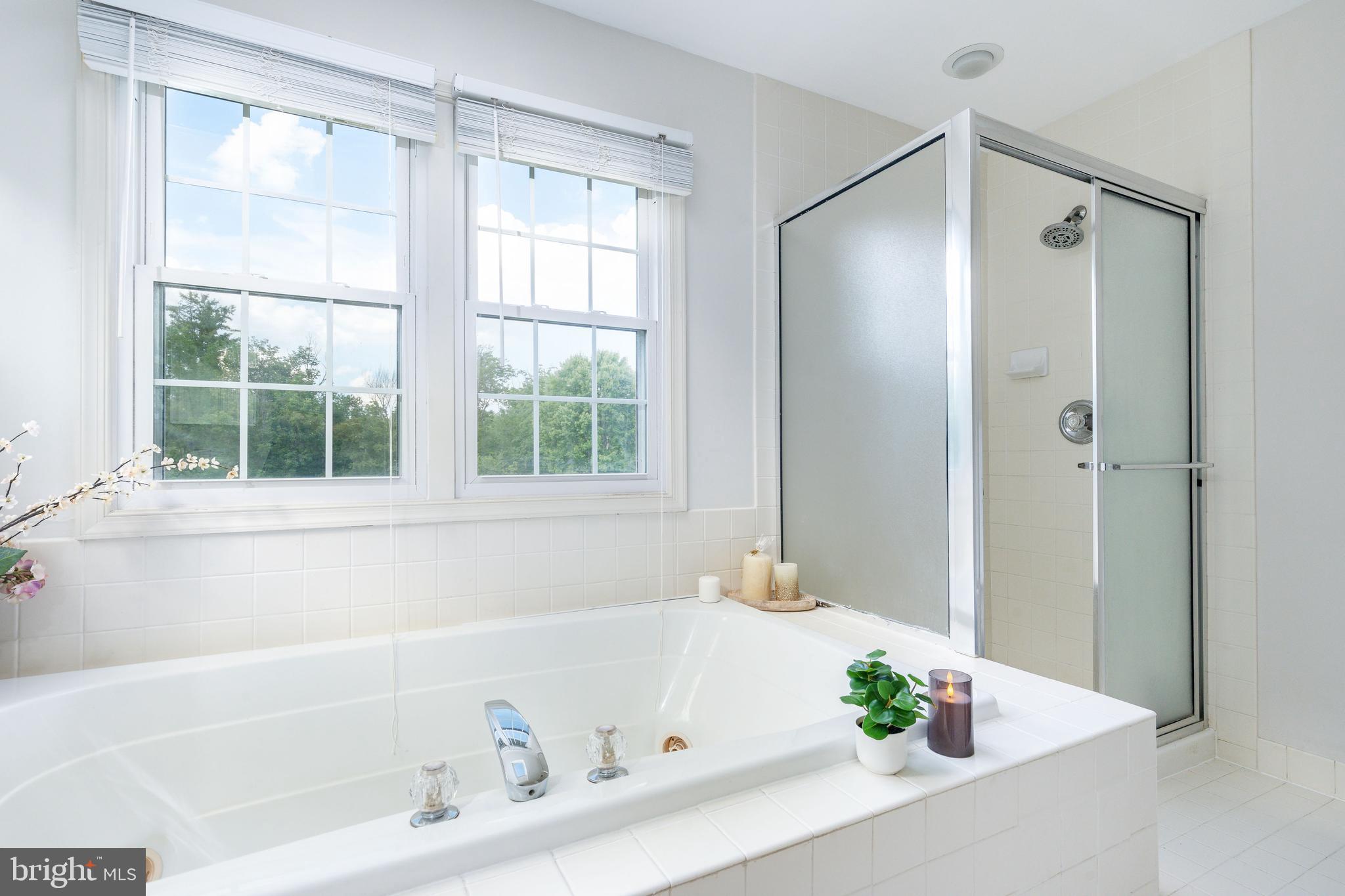 GWYNWOOD POND - Residential