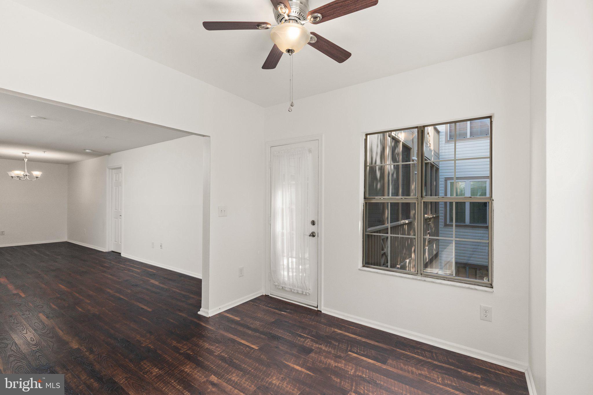 ENGLISH COUNTRY MANOR - Residential