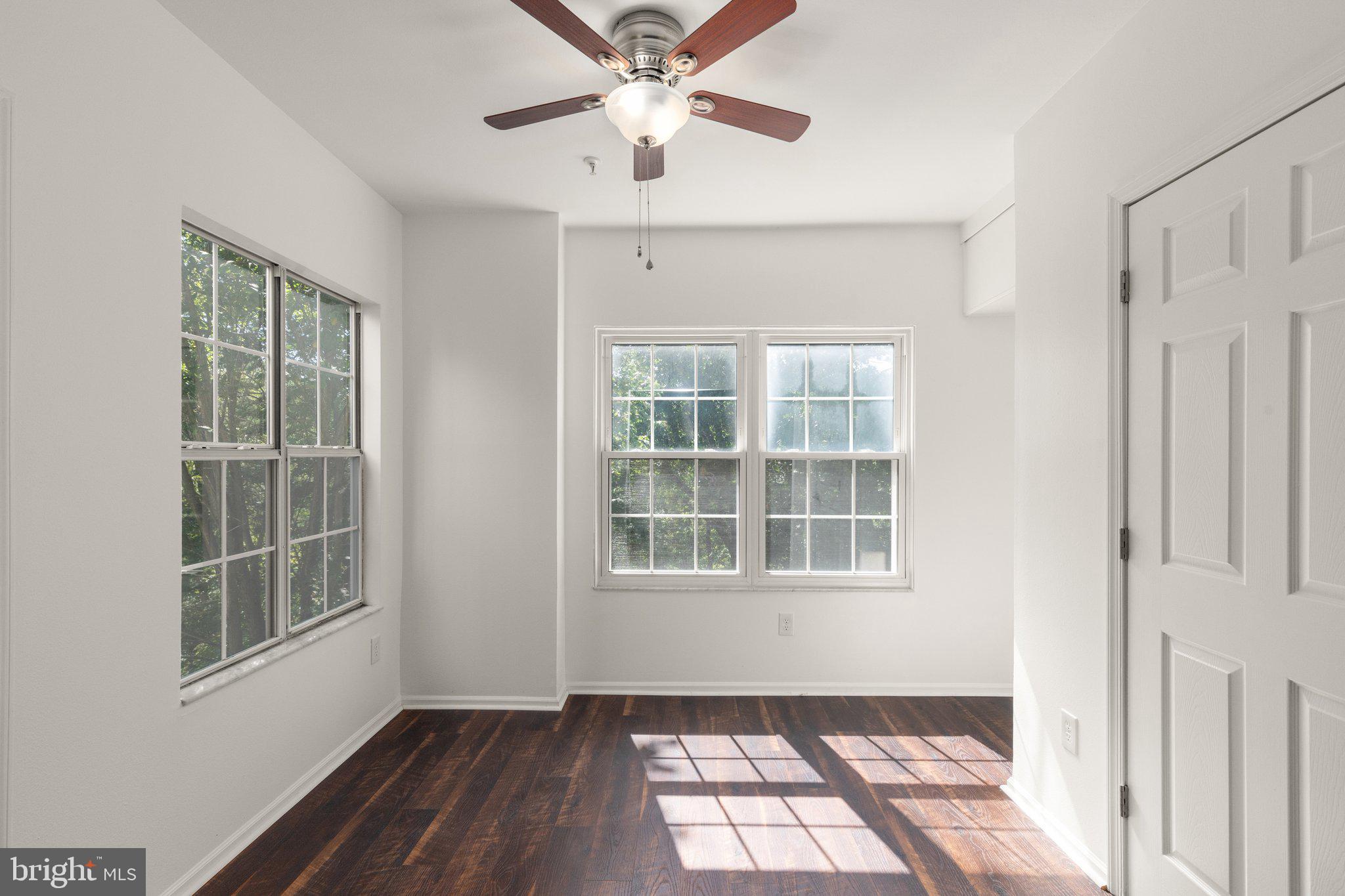 ENGLISH COUNTRY MANOR - Residential