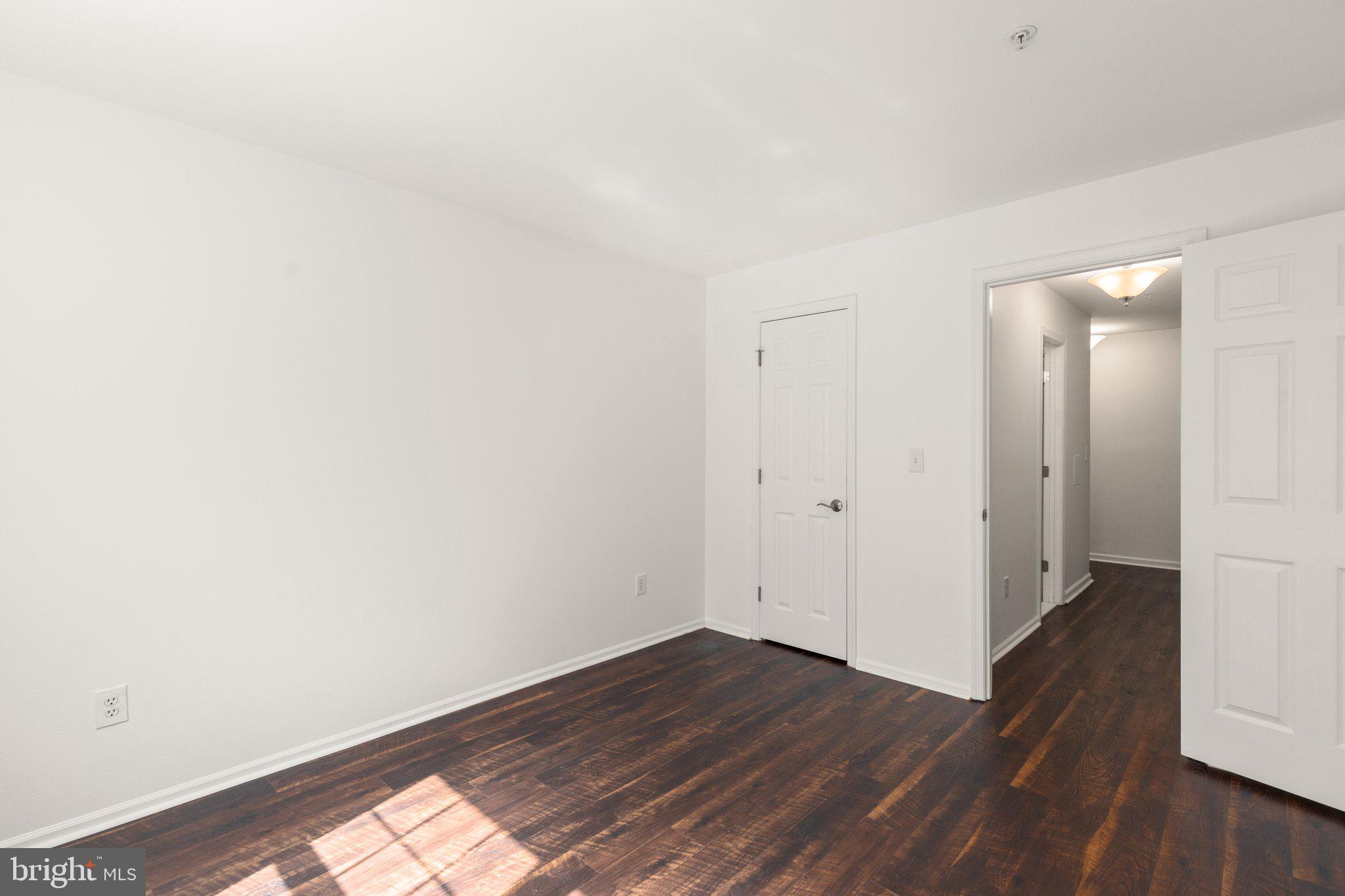 ENGLISH COUNTRY MANOR - Residential