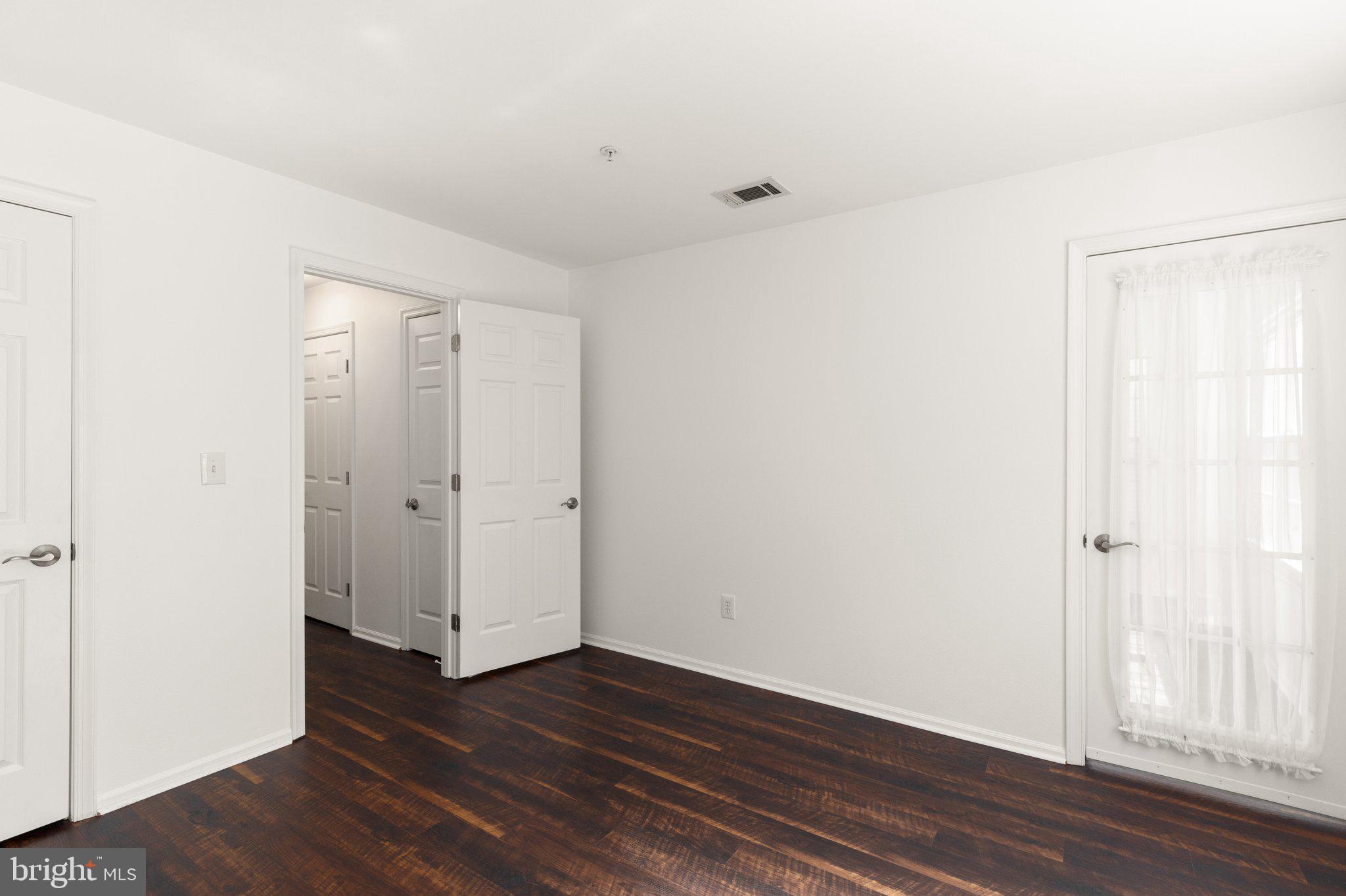 ENGLISH COUNTRY MANOR - Residential