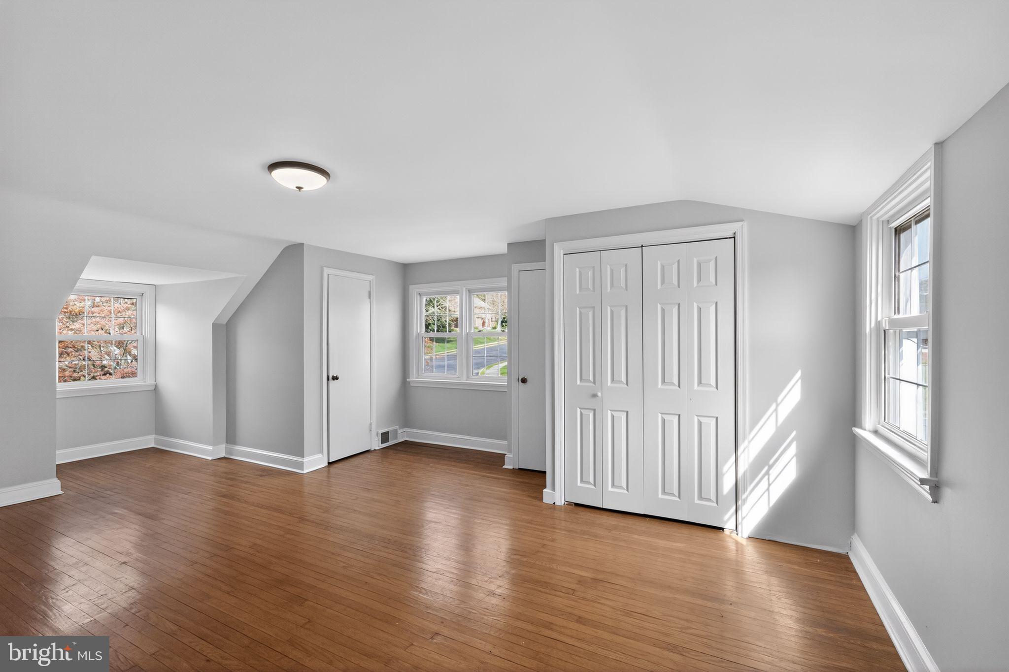 ROLLING GREEN - Residential