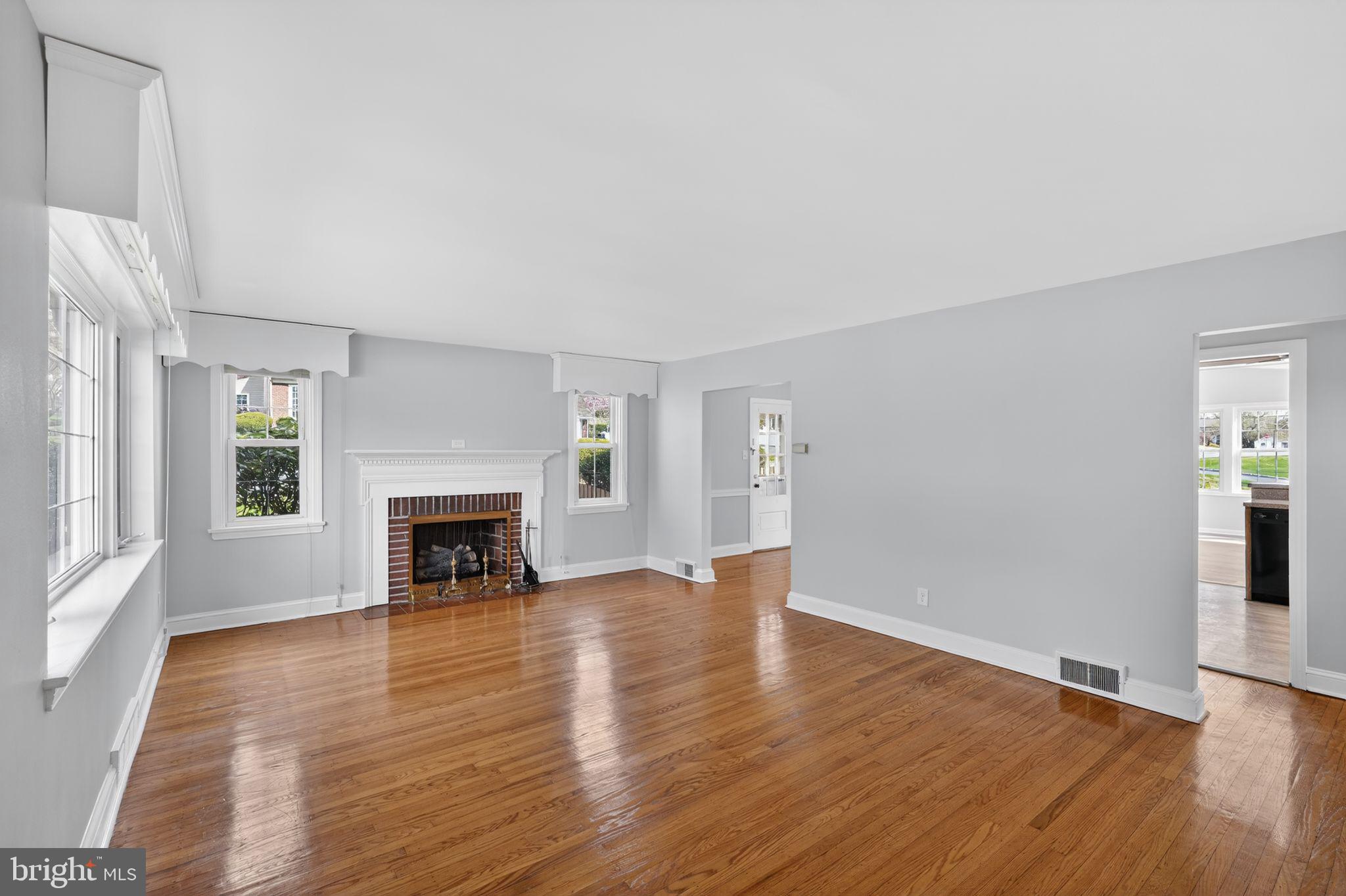 ROLLING GREEN - Residential