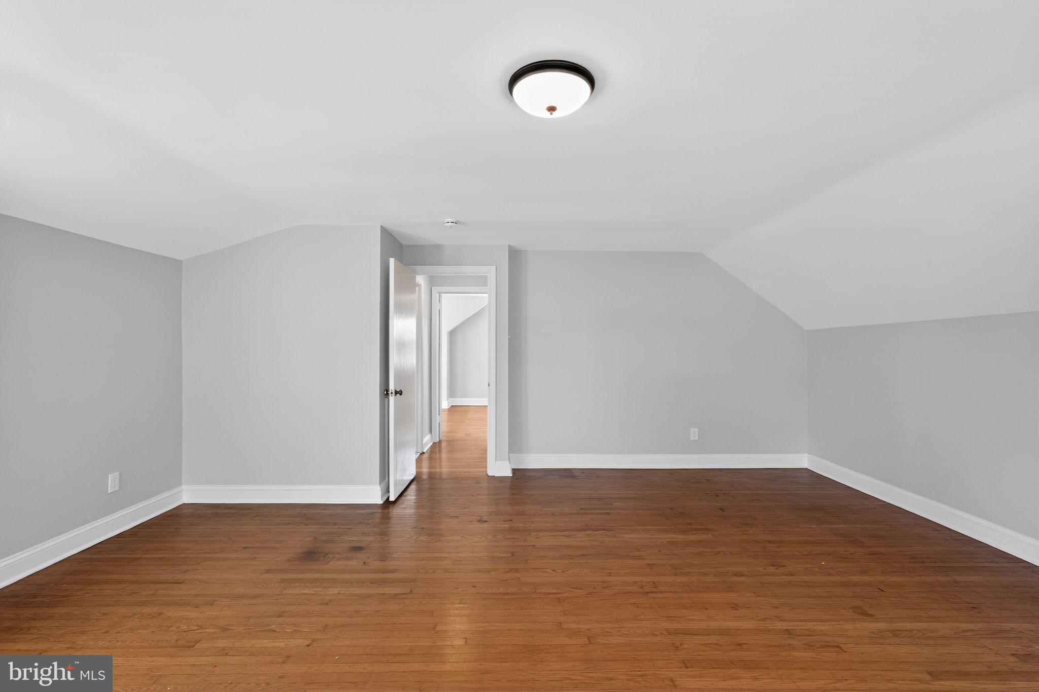 ROLLING GREEN - Residential