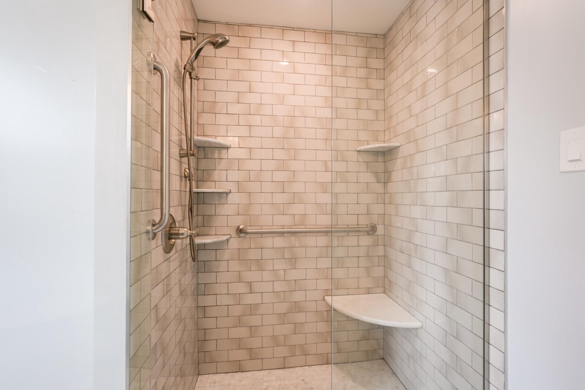 ROLLING GREEN - Residential