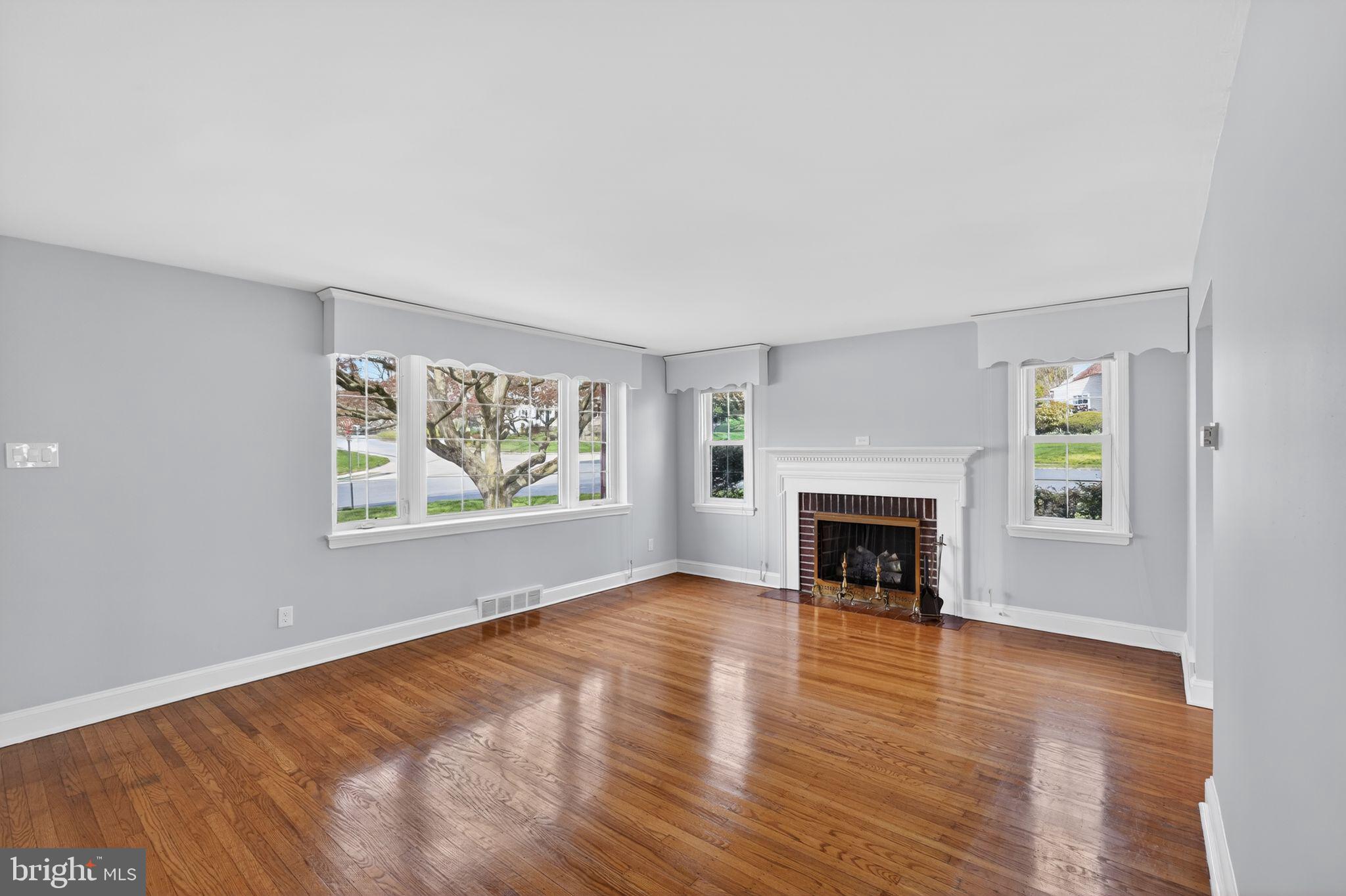 ROLLING GREEN - Residential