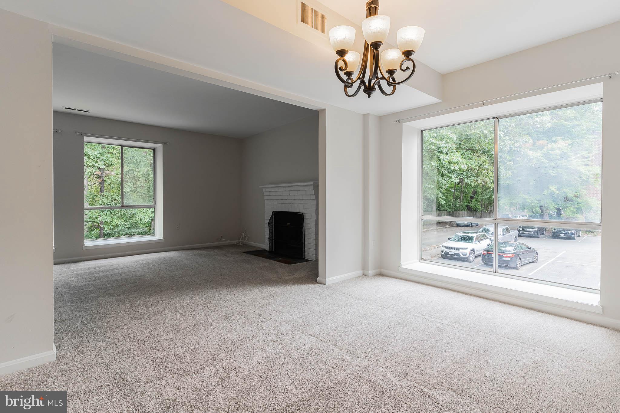 FAIRFAX PLAZA - Residential Lease