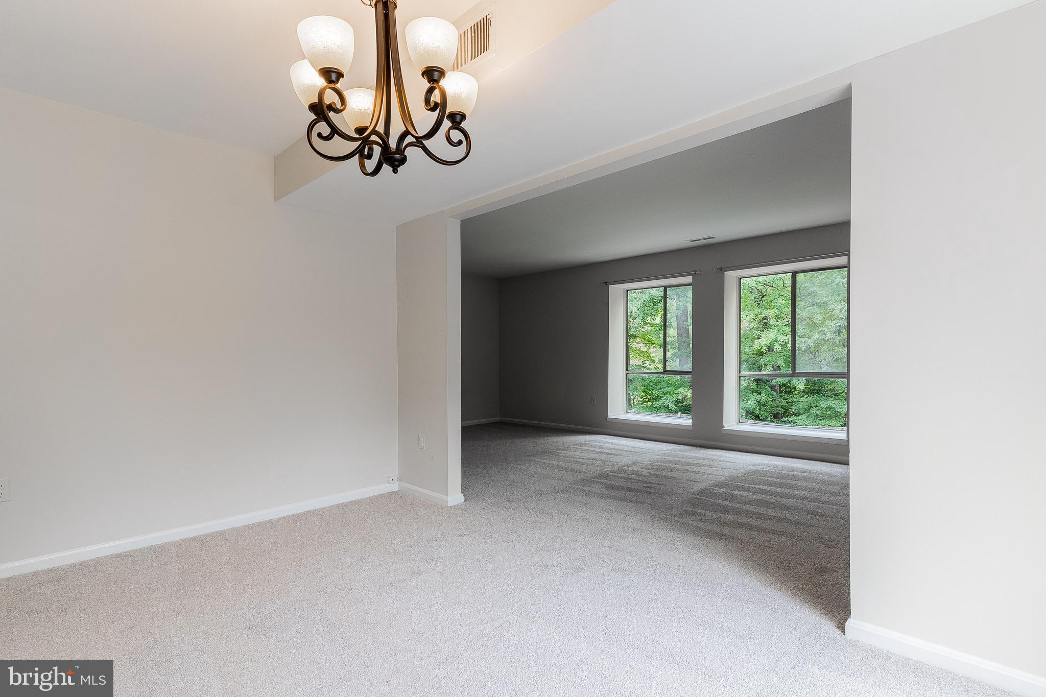 FAIRFAX PLAZA - Residential Lease