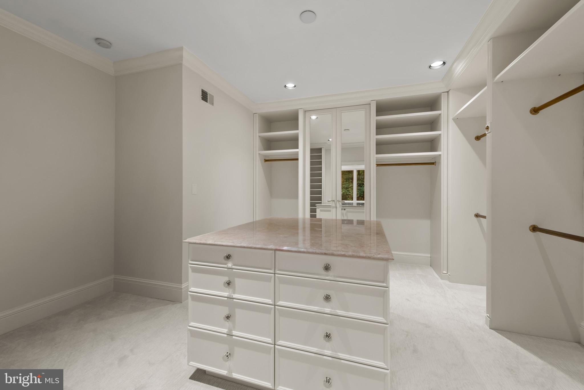 CAVES VALLEY GOLF CLUB - Residential