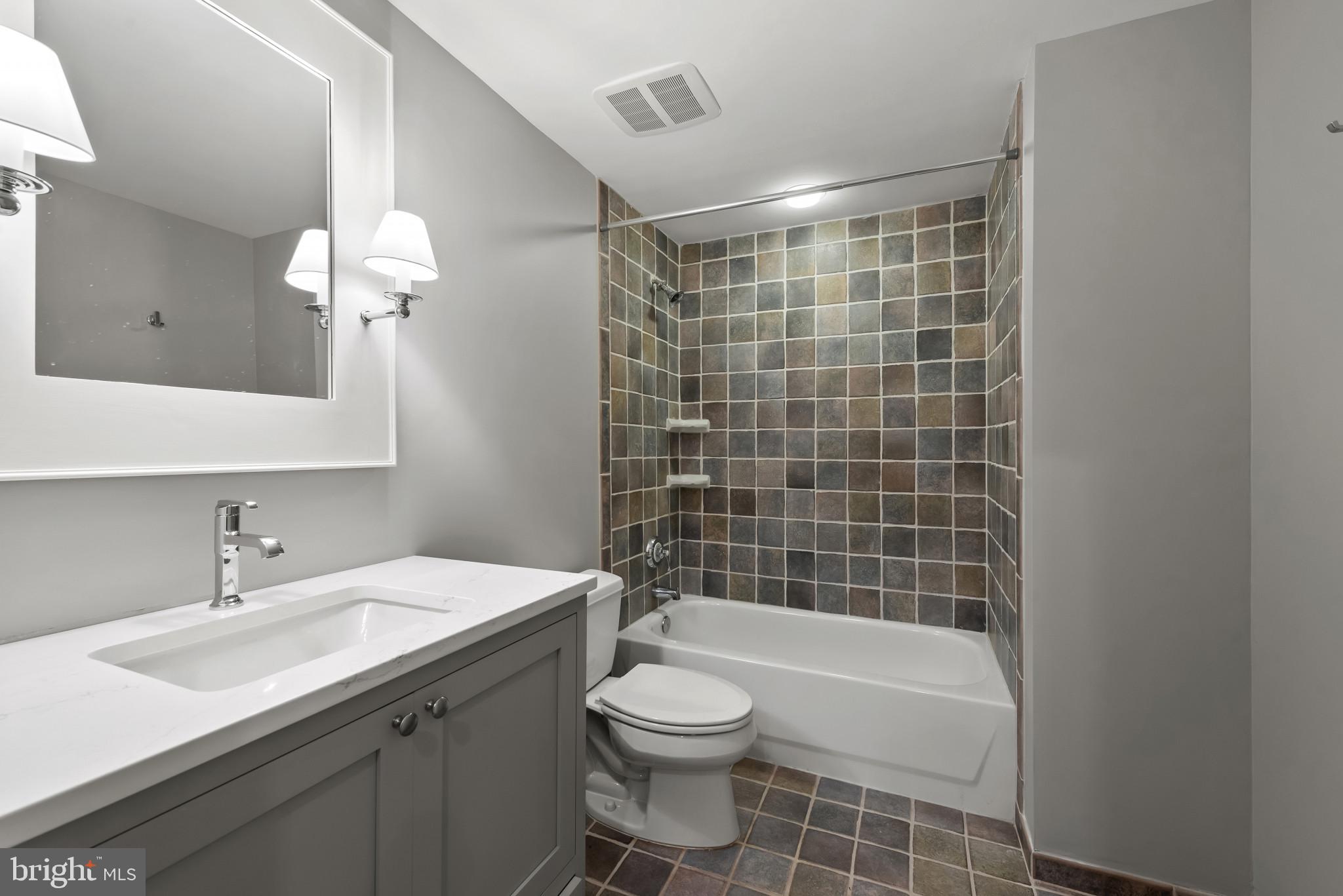 CAVES VALLEY GOLF CLUB - Residential