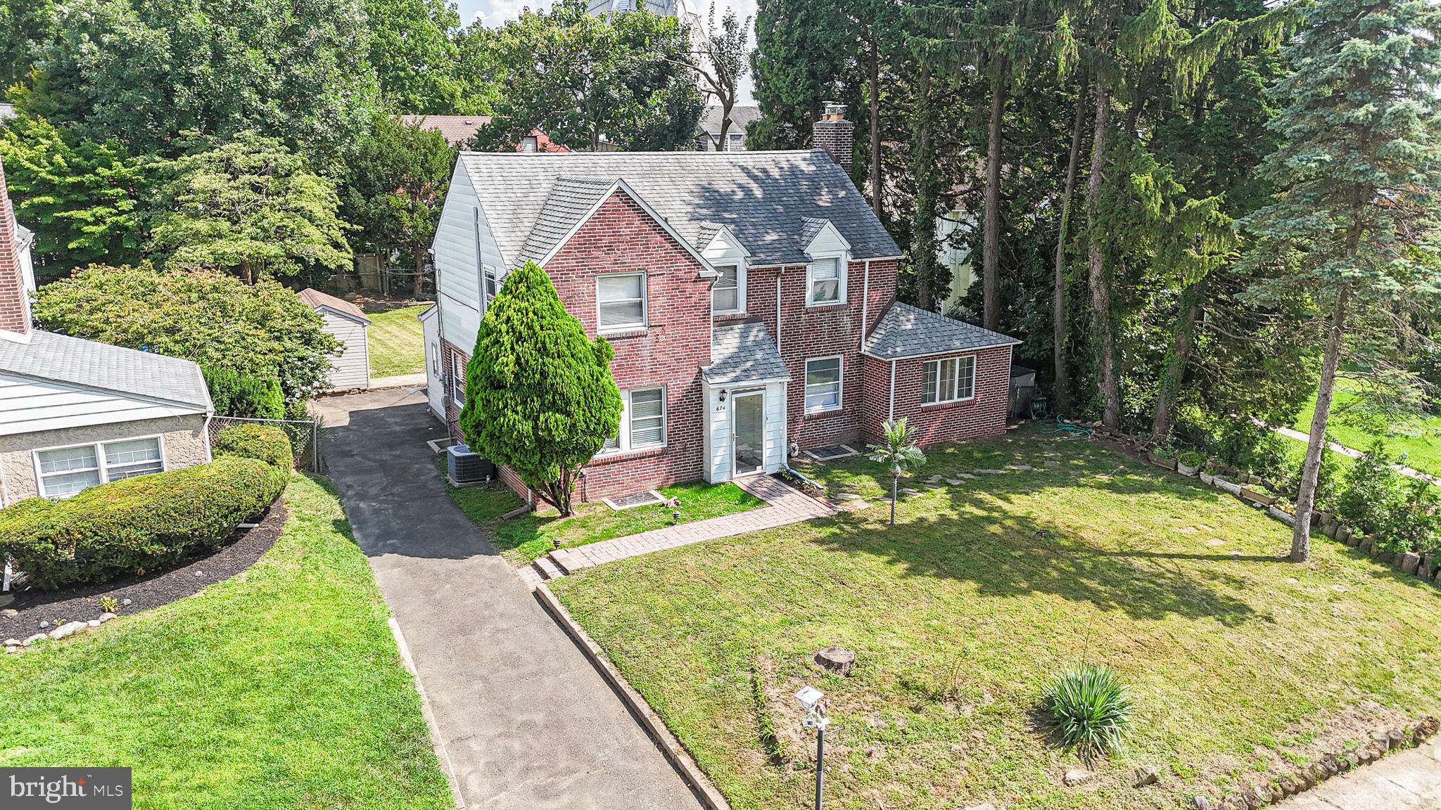 674 MEETINGHOUSE ROAD
