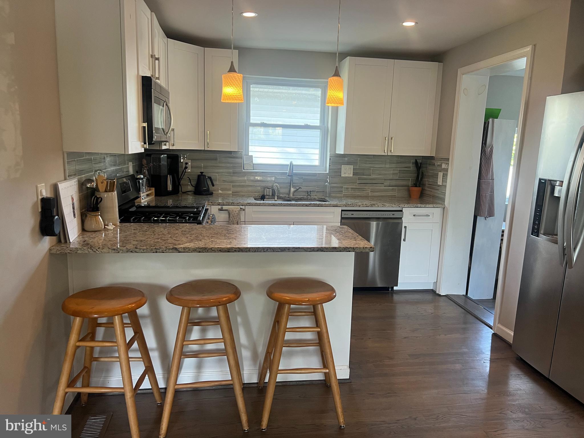 TUXEDO - Residential Lease