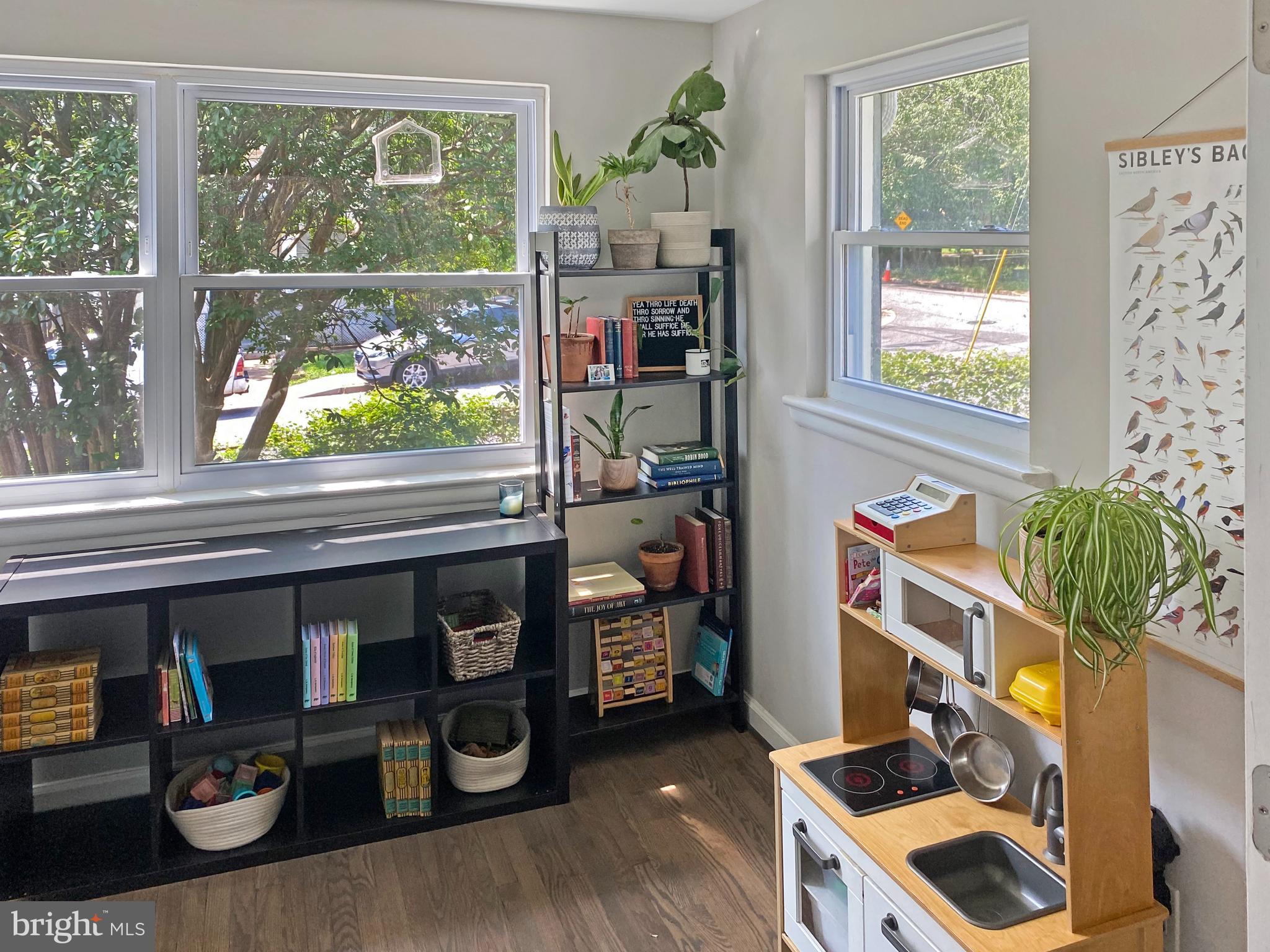 TUXEDO - Residential Lease